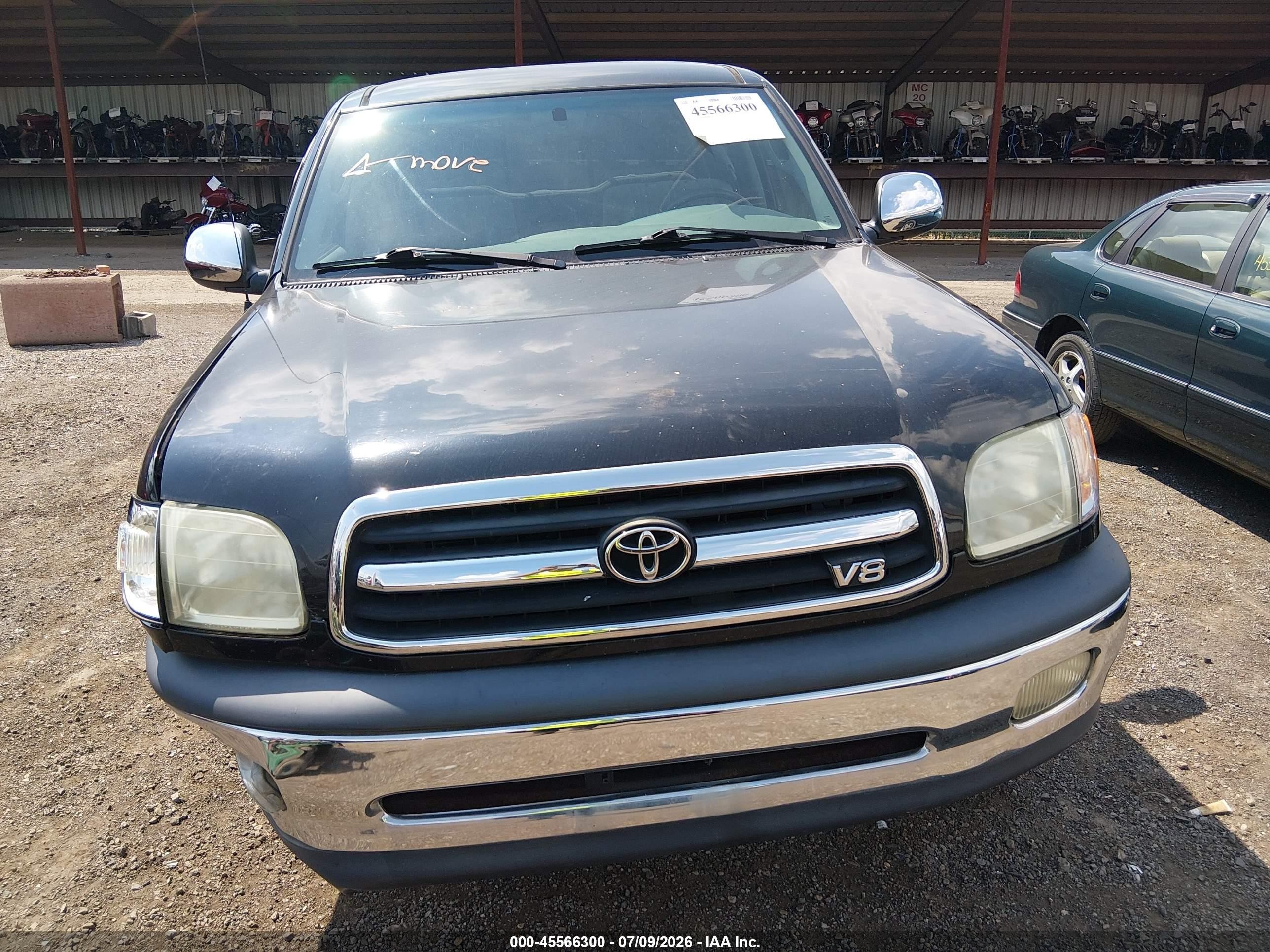 2002 Toyota Tundra Sr5 V8 Black vin: 5TBRT341X2S307641