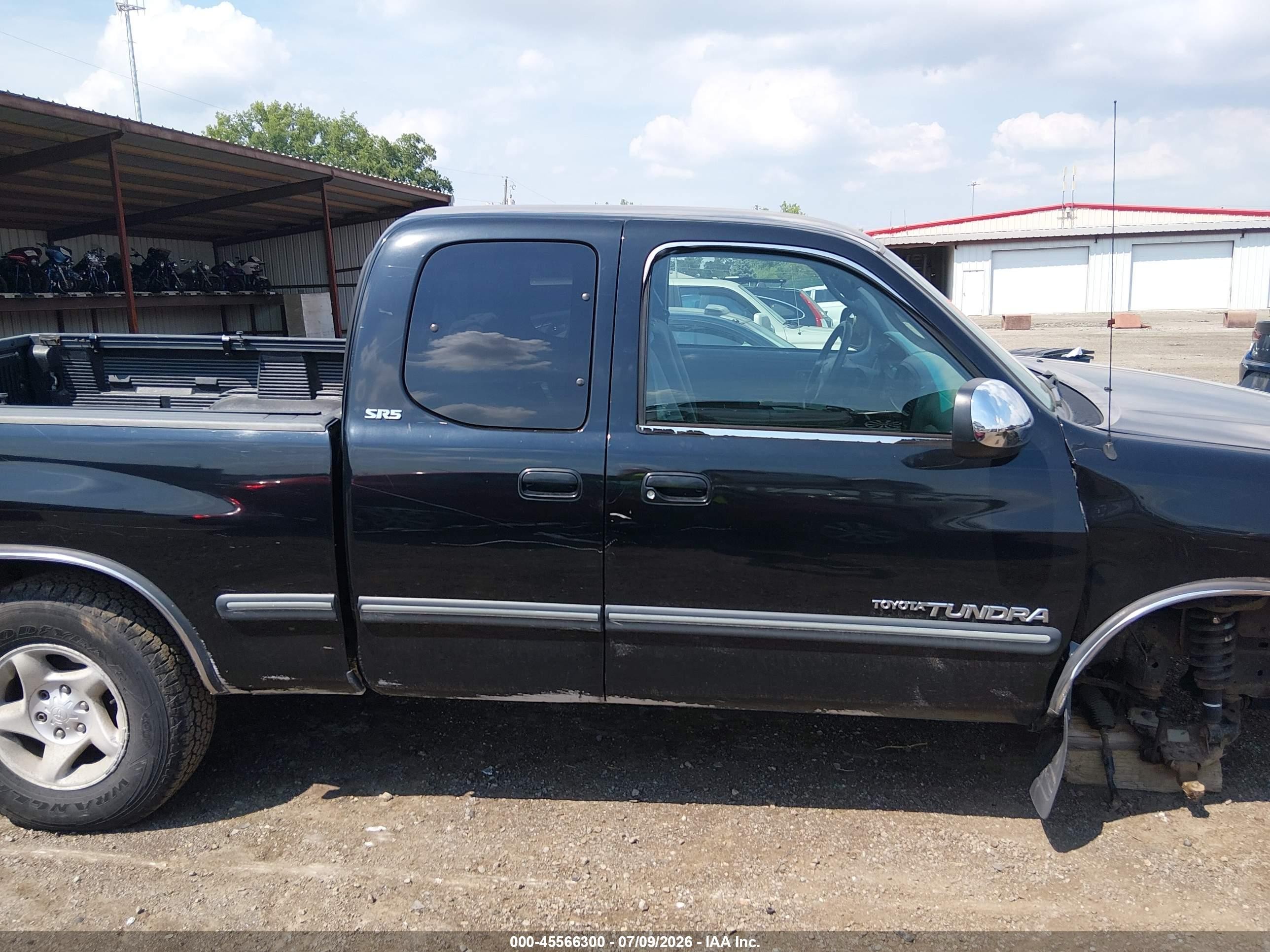2002 Toyota Tundra Sr5 V8 Black vin: 5TBRT341X2S307641