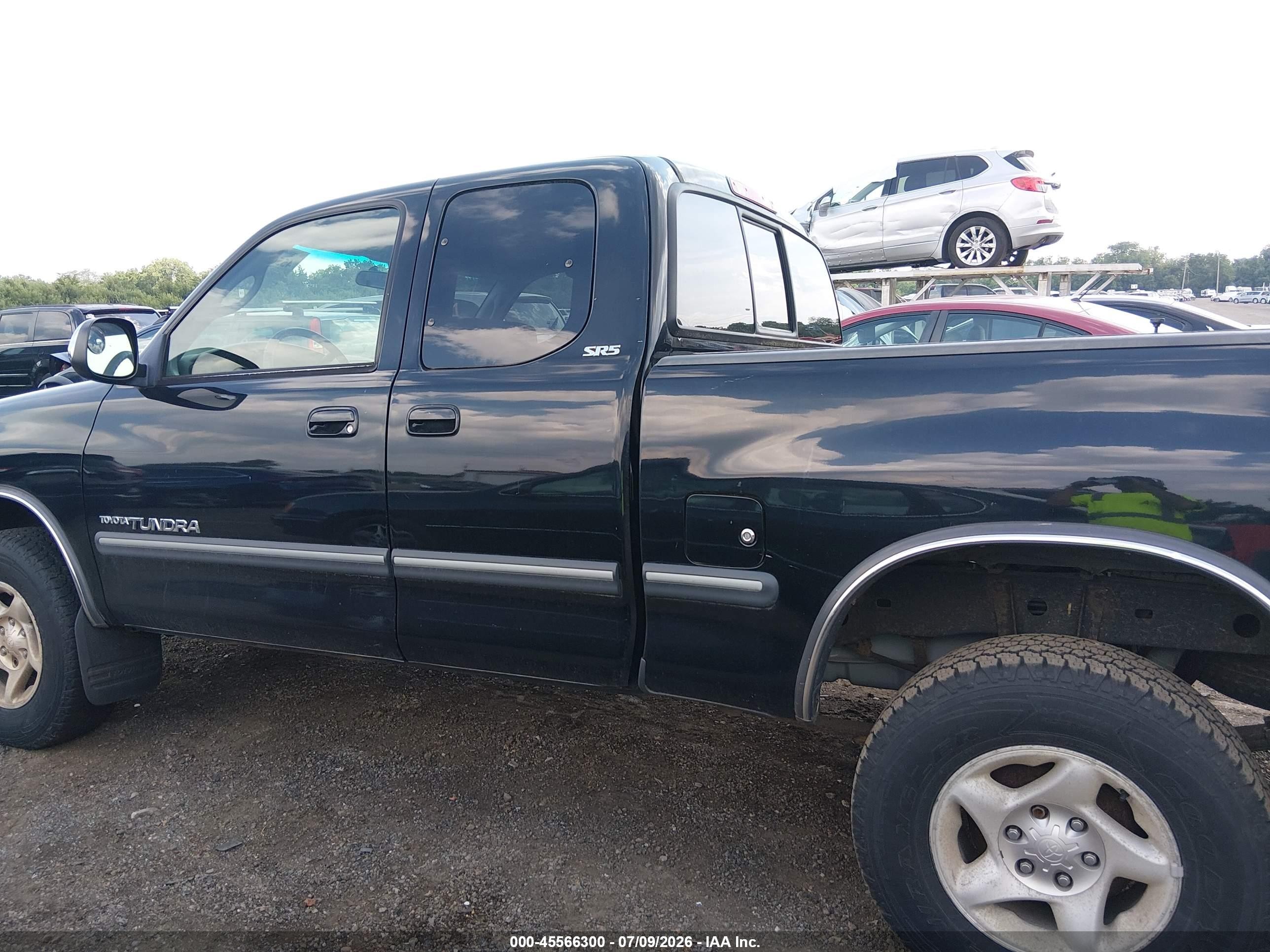 2002 Toyota Tundra Sr5 V8 Black vin: 5TBRT341X2S307641