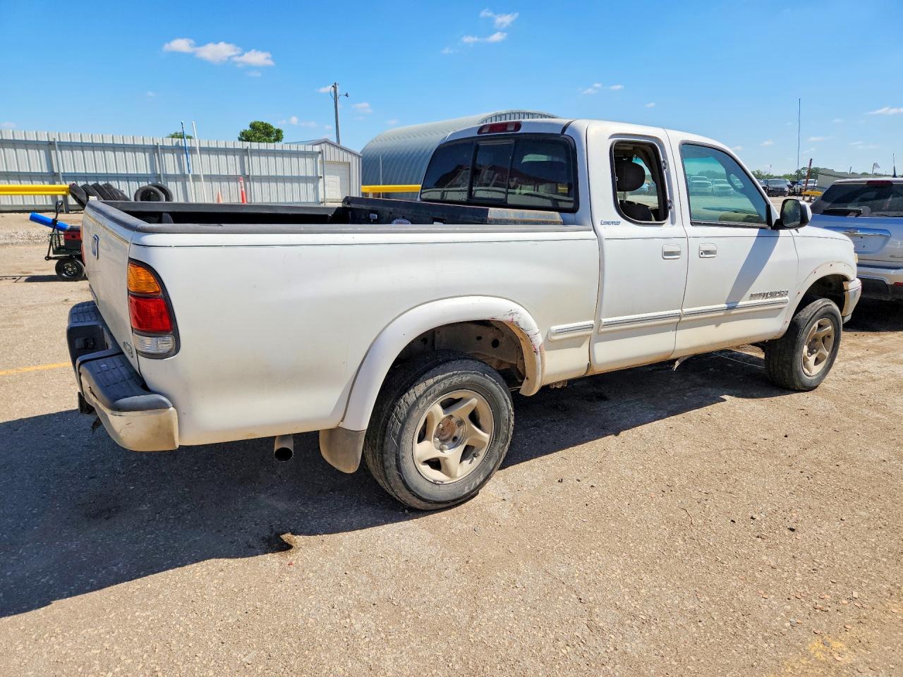 2001 Toyota Tundra Access Cab Limited White vin: 5TBRT38101S179595