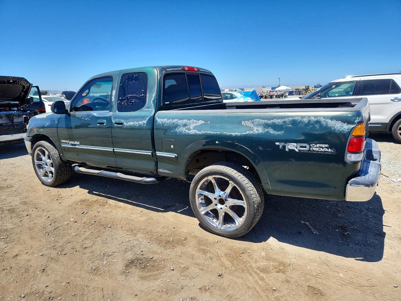 2001 Toyota Tundra Access Cab Limited Green vin: 5TBRT38121S141981