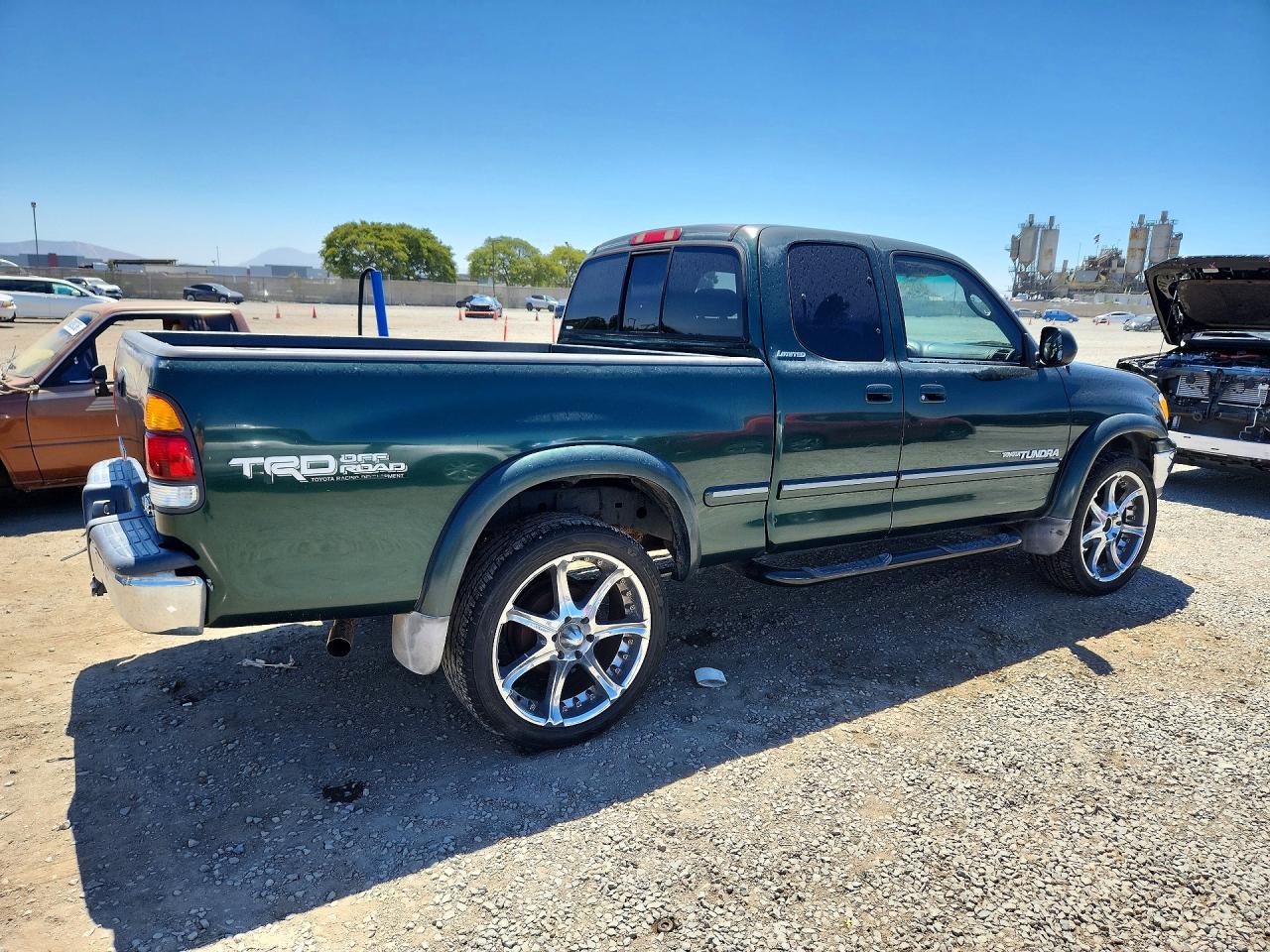 2001 Toyota Tundra Access Cab Limited Green vin: 5TBRT38121S141981