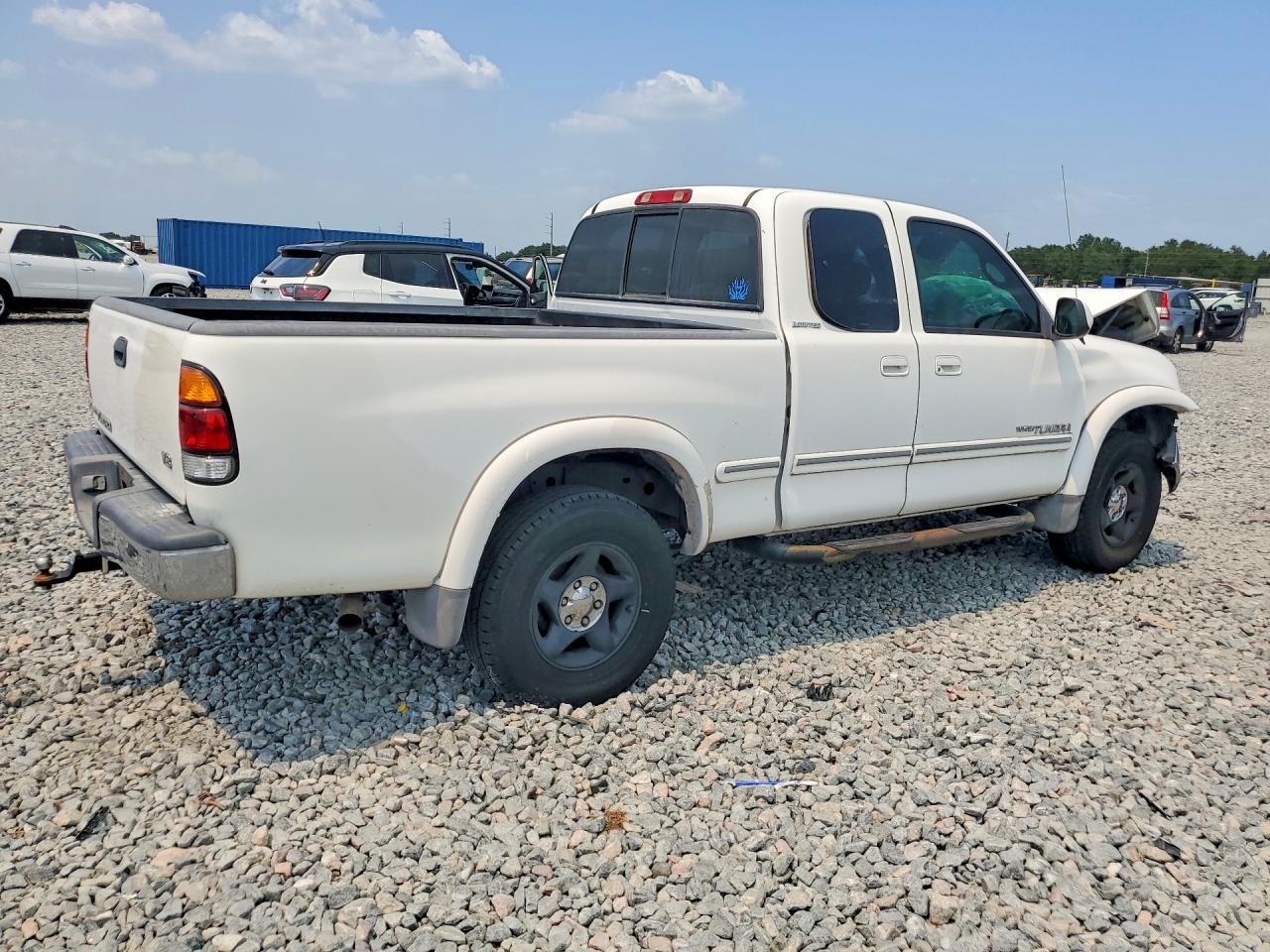 2000 Toyota Tundra Access Cab Limited White vin: 5TBRT3812YS095031