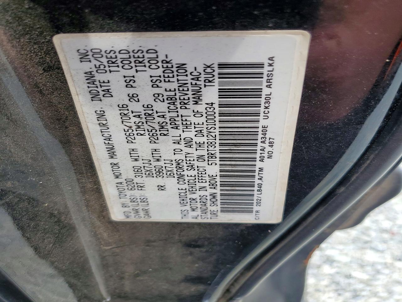 2000 Toyota Tundra Access Cab Limited Black vin: 5TBRT3812YS100034