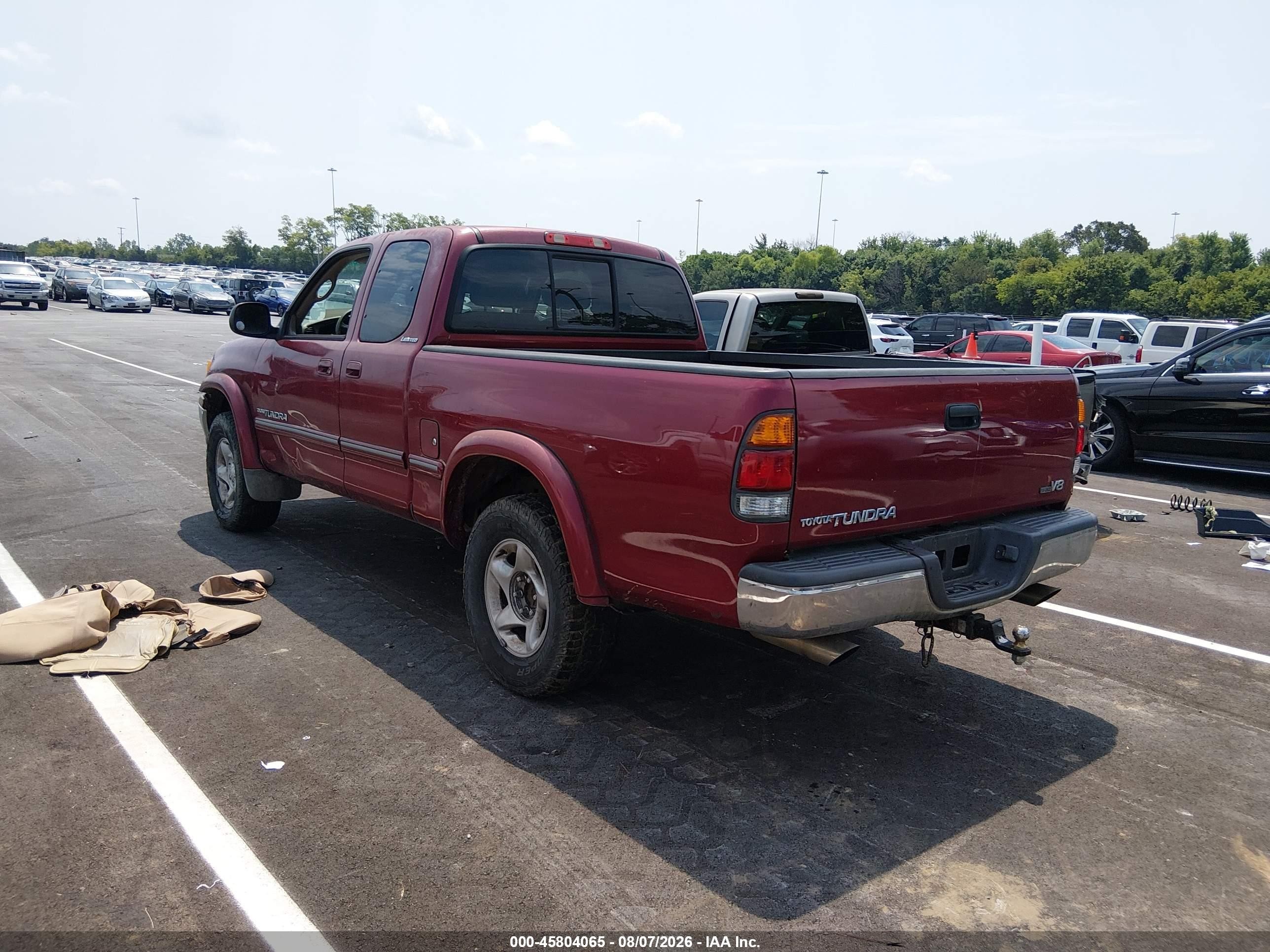 2002 Toyota Tundra Ltd V8 Red vin: 5TBRT38132S317020