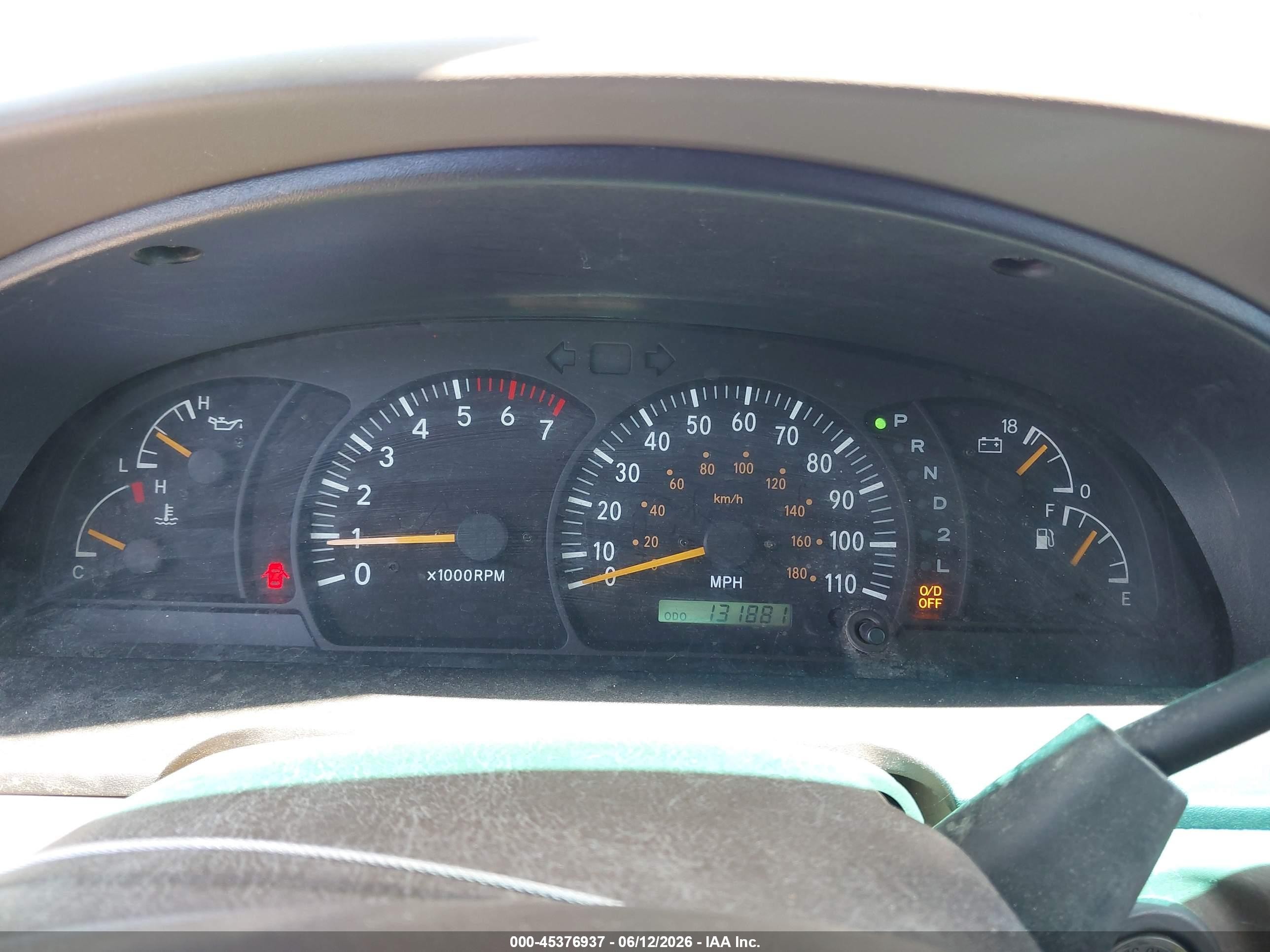 2000 Toyota Tundra Ltd V8 Белый vin: 5TBRT3815YS089675