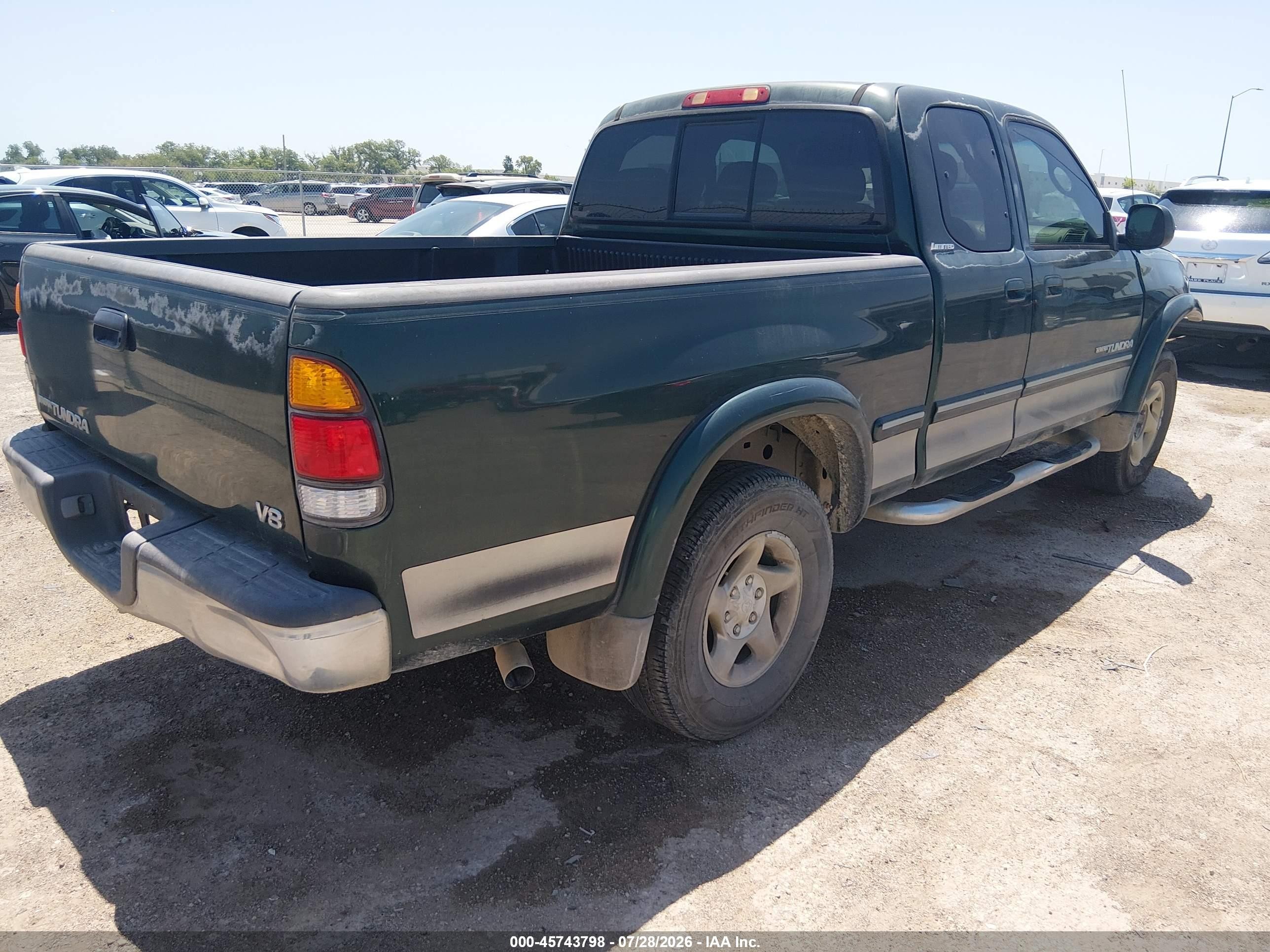 2000 Toyota Tundra Ltd V8 Green vin: 5TBRT3817YS061375