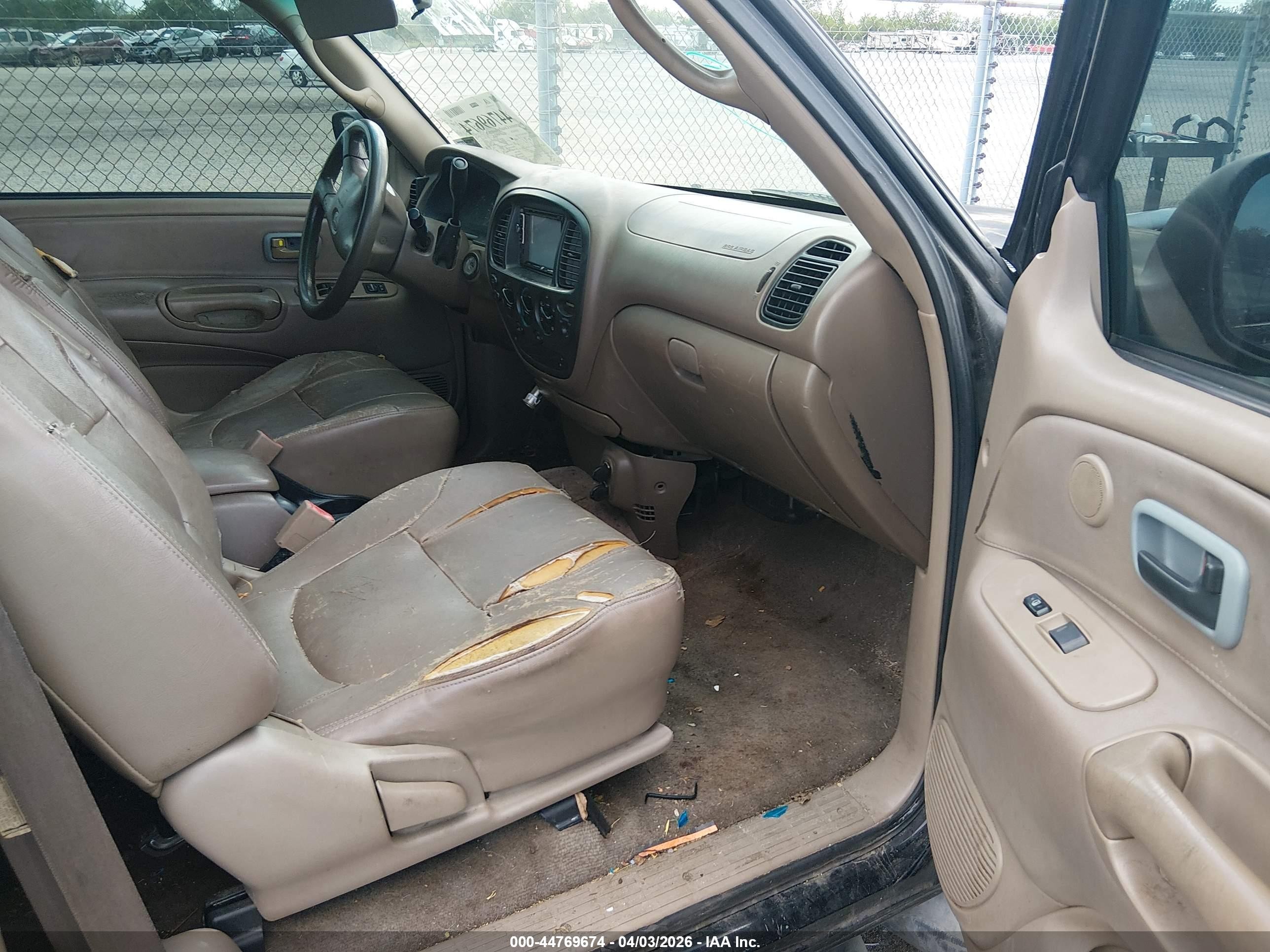 2001 Toyota Tundra Ltd V8 Black vin: 5TBRT381X1S145244