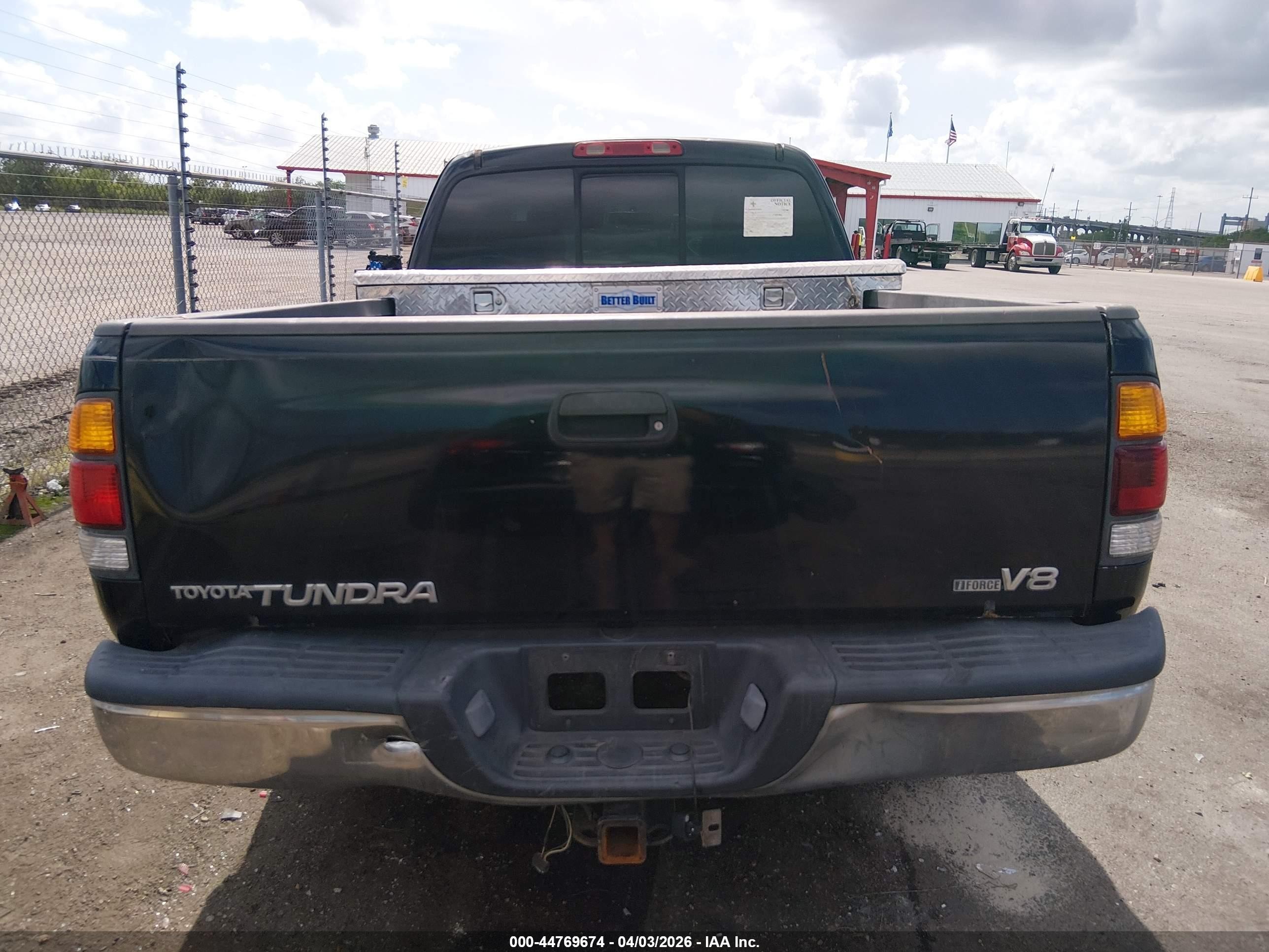 2001 Toyota Tundra Ltd V8 Black vin: 5TBRT381X1S145244