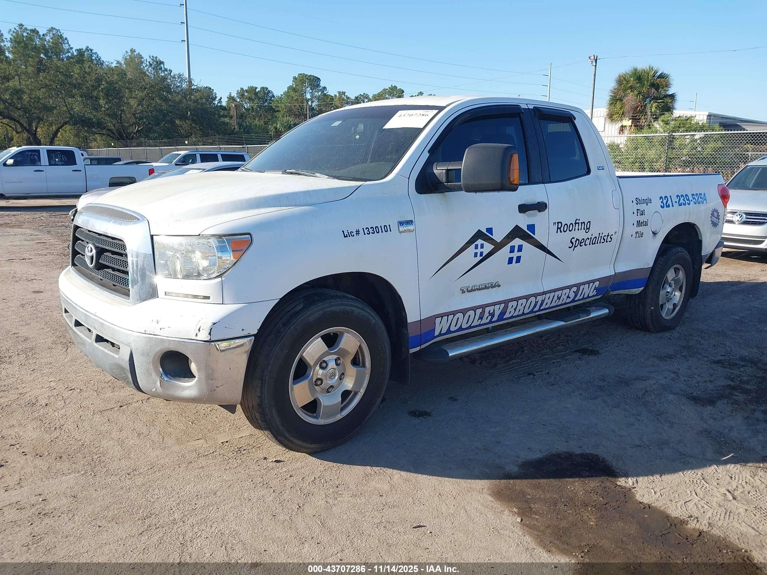 2007 Toyota Tundra Sr5 4.7l V8 White vin: 5TBRT54147S453715