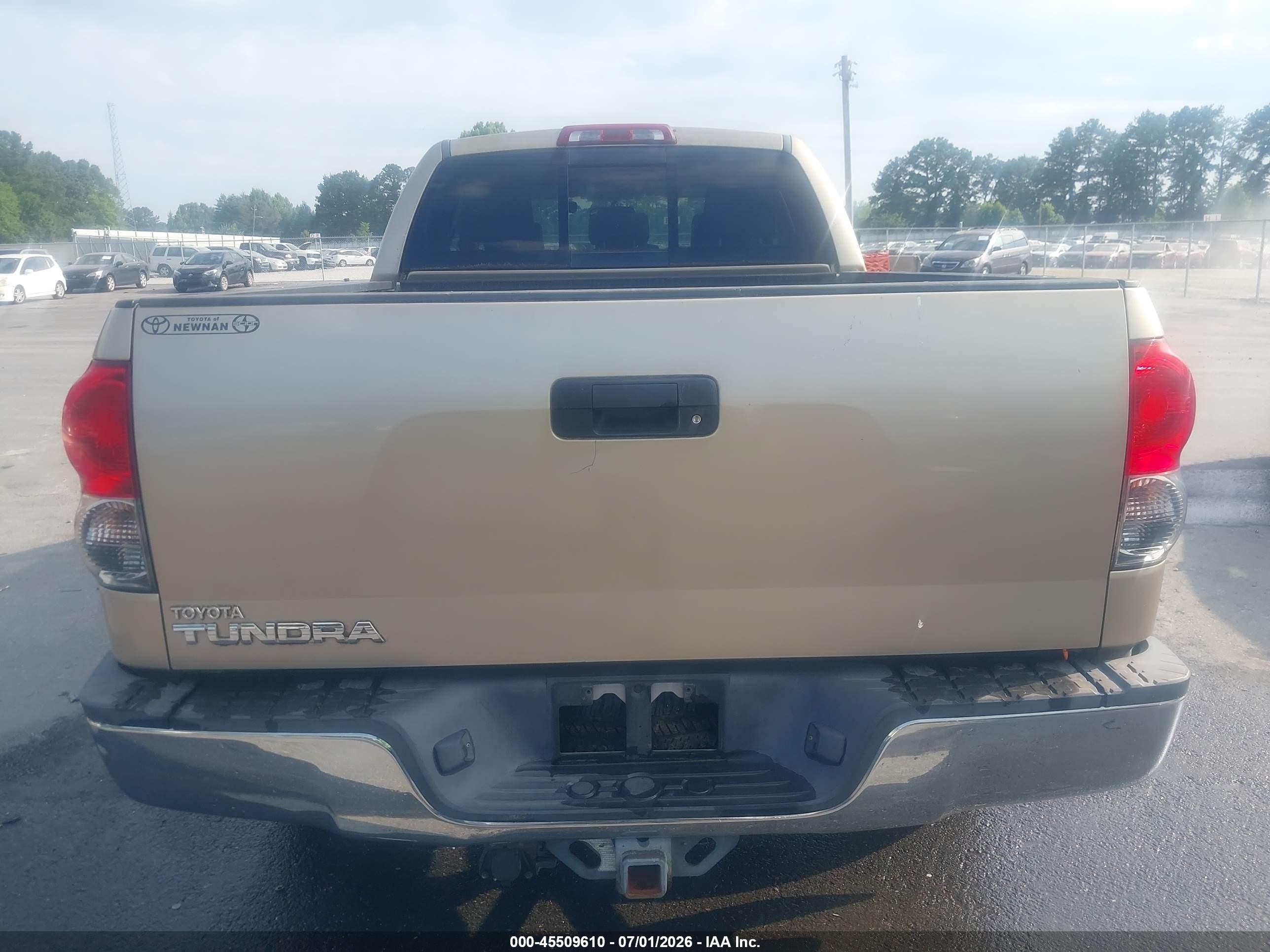 2007 Toyota Tundra Sr5 4.7l V8 Gold vin: 5TBRT54167S453439