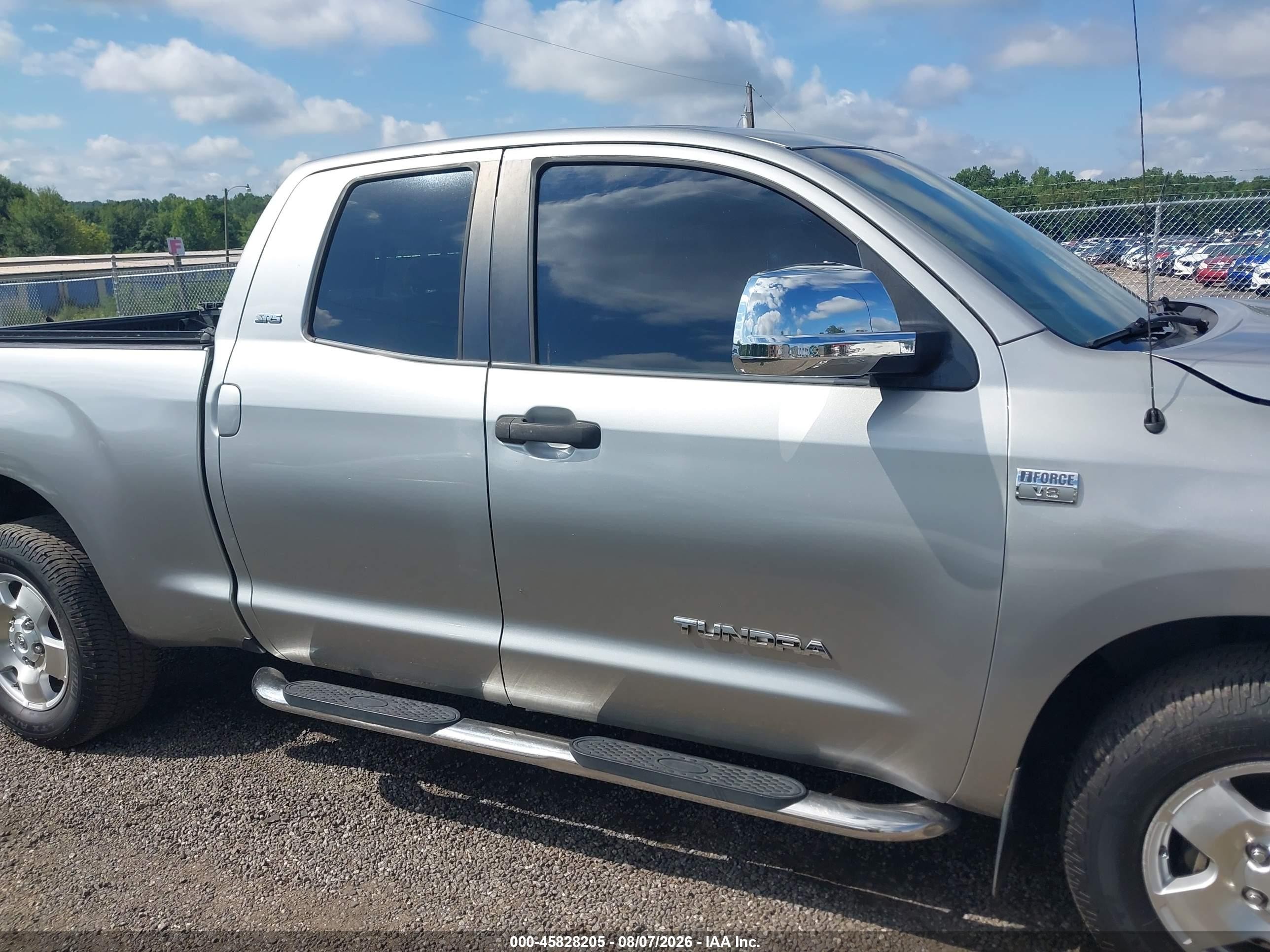 2007 Toyota Tundra Sr5 4.7l V8 Silver vin: 5TBRT54177S451697