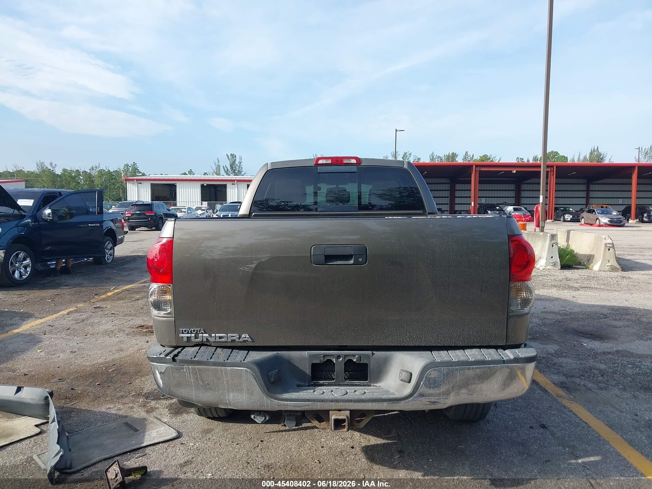 2008 Toyota Tundra Sr5 4.7l V8 Brown vin: 5TBRT541X8S458323