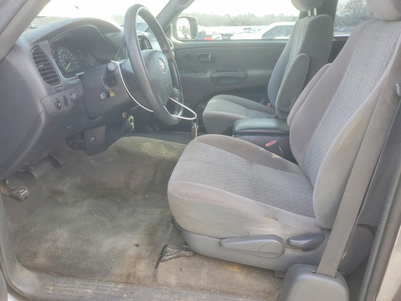 2006 Toyota Tundra Sr5 Silver vin: 5TBRU34136S471624