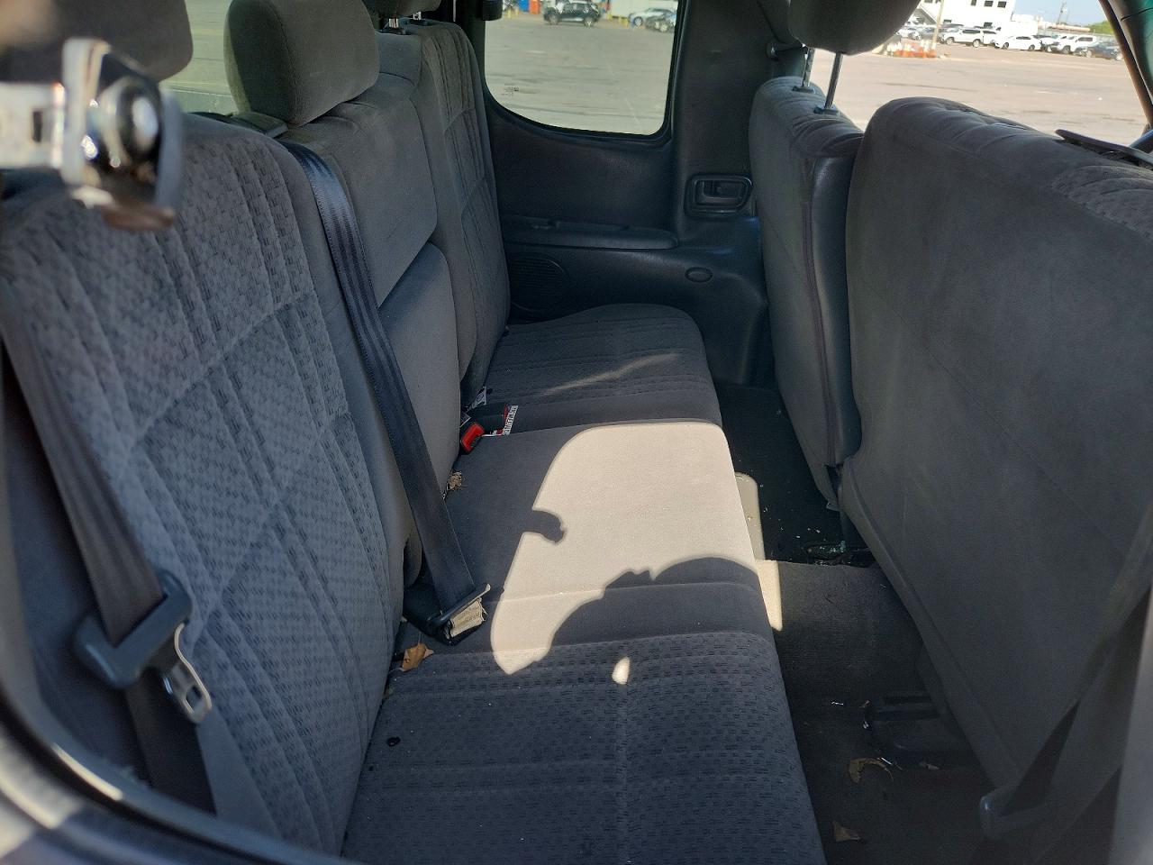 2006 Toyota Tundra Sr5 White vin: 5TBRU341X6S464752