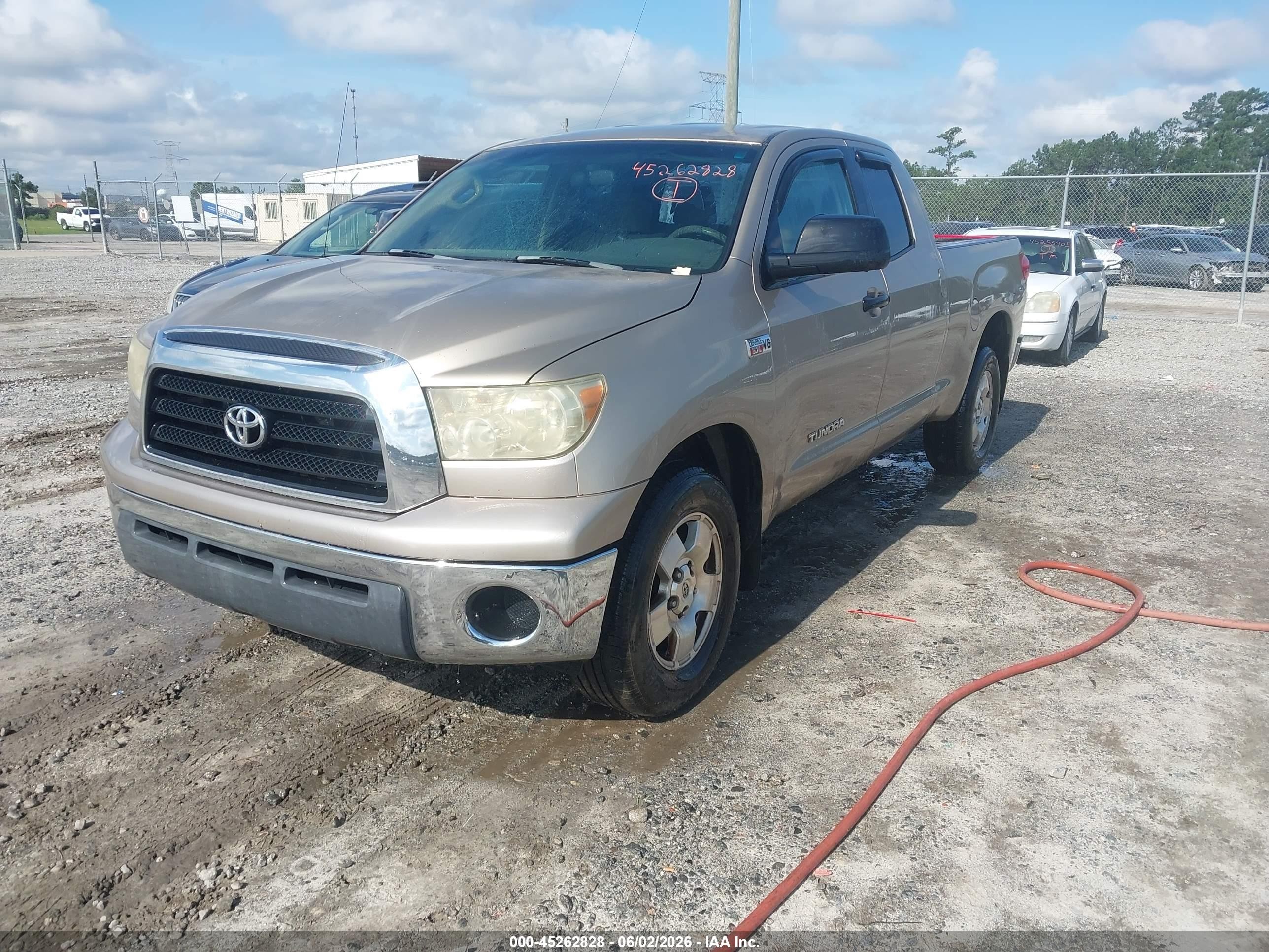 2008 Toyota Tundra Base 5.7l V8 Желто-коричневый vin: 5TBRV54118S478065