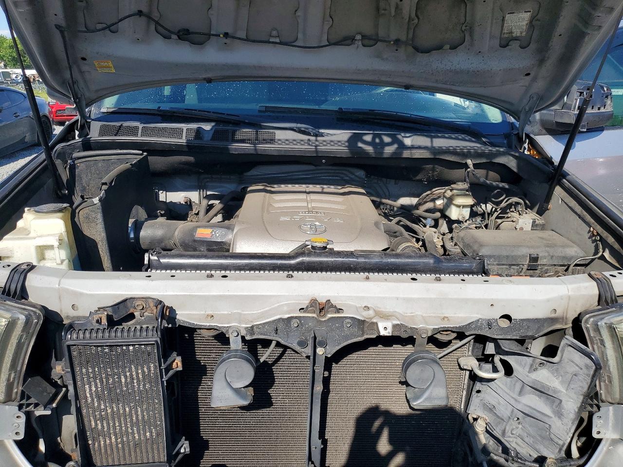 2008 Toyota Tundra Sr5 Серебряный vin: 5TBRV54158S479431