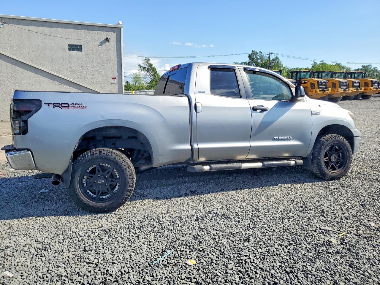 2008 Toyota Tundra Sr5 Серебряный vin: 5TBRV54158S479431