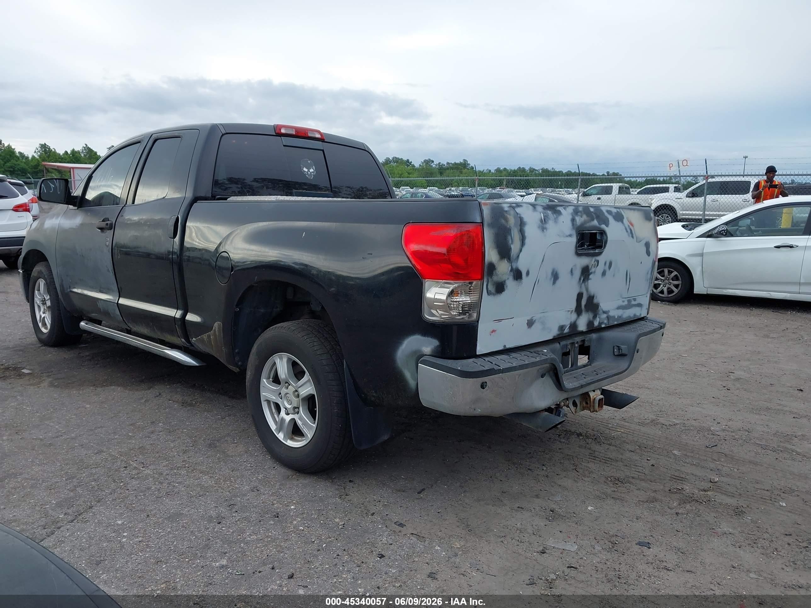 2007 Toyota Tundra Sr5 V8 Black vin: 5TBRV54187S470186