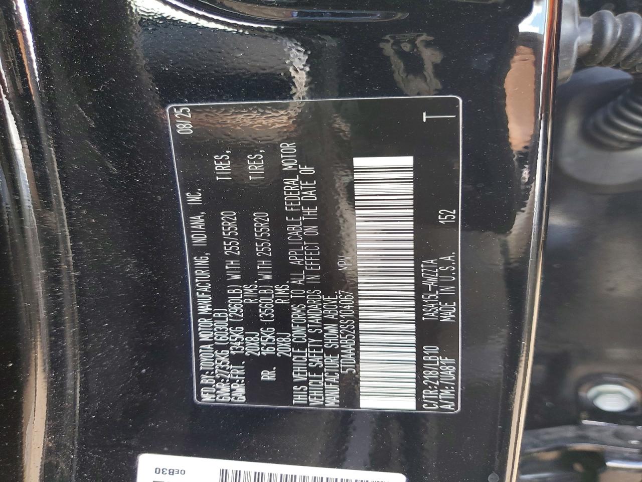 2025 Toyota Grand Highlander Platinum Black vin: 5TDAAAB52SS104067