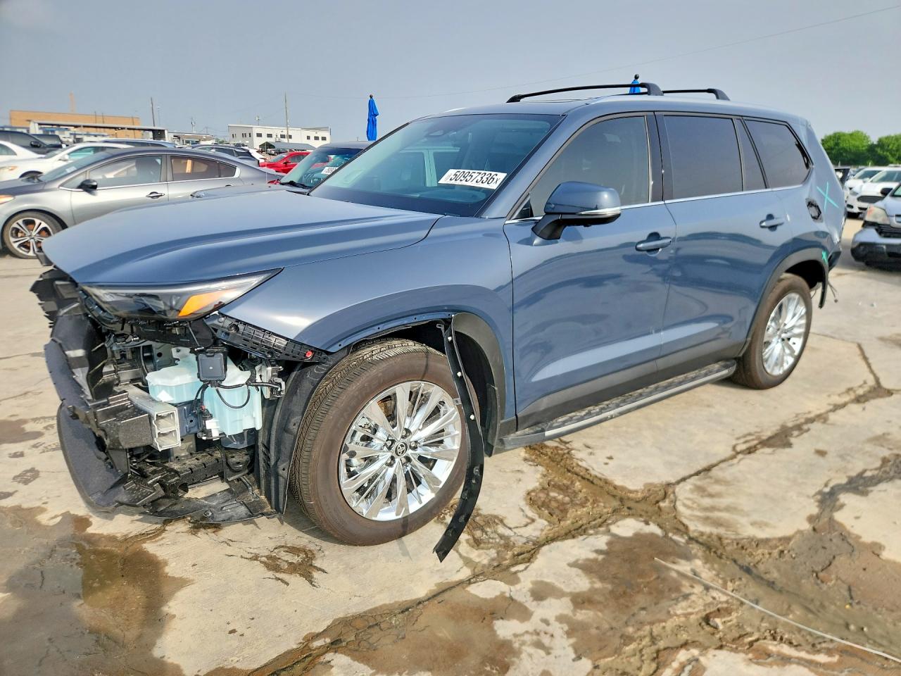 2026 Toyota Grand Highlander Platinum Blue vin: 5TDAAAB52TS105379