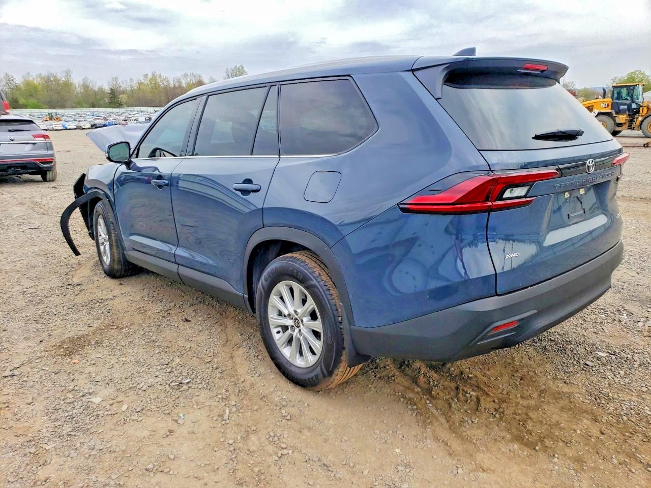 2026 Toyota Grand Highlander Xle Синий vin: 5TDAAAB52TS113160