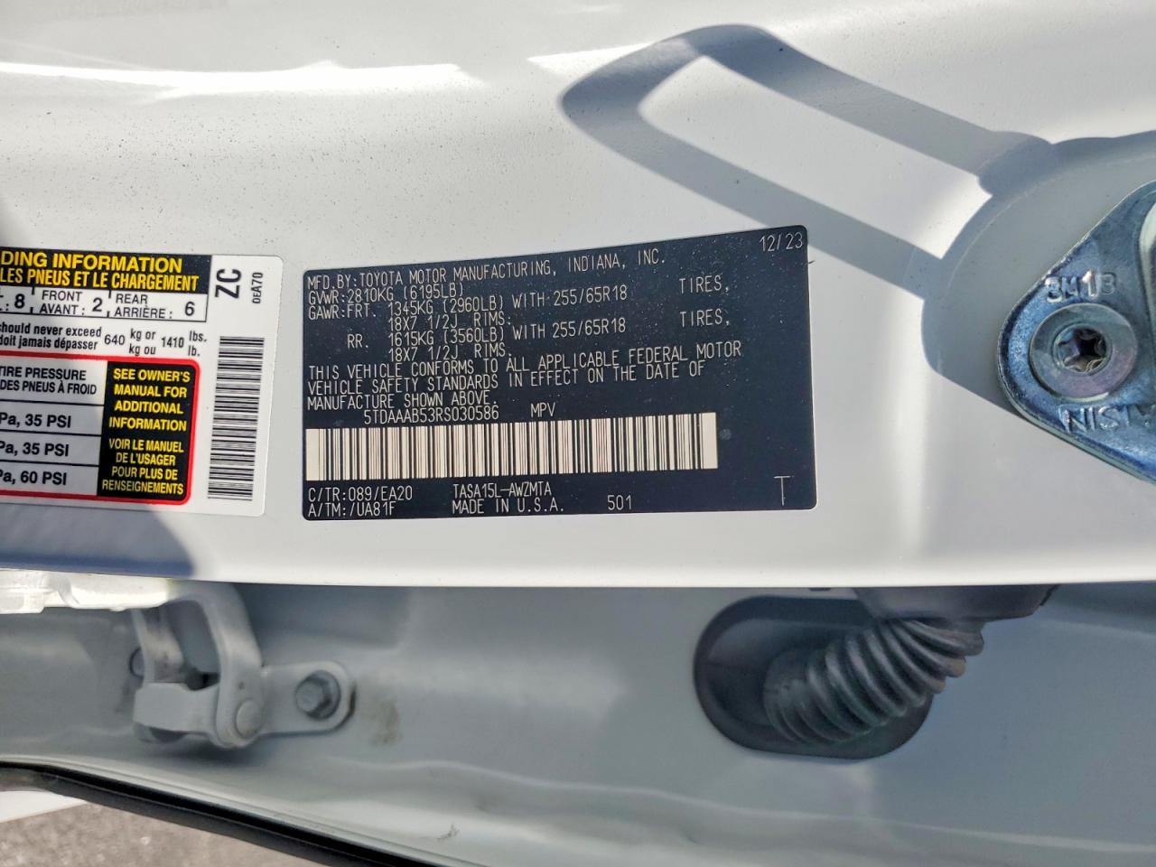 2024 Toyota Grand Highlander Xle White vin: 5TDAAAB53RS030586