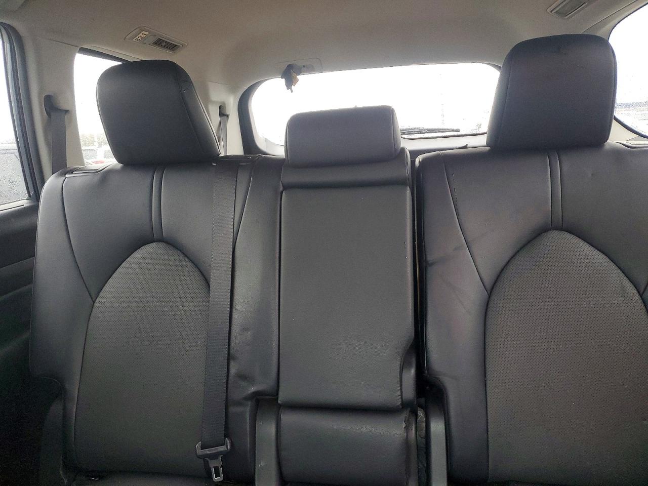 2024 Toyota Grand Highlander Xle Blue vin: 5TDAAAB54RS056419