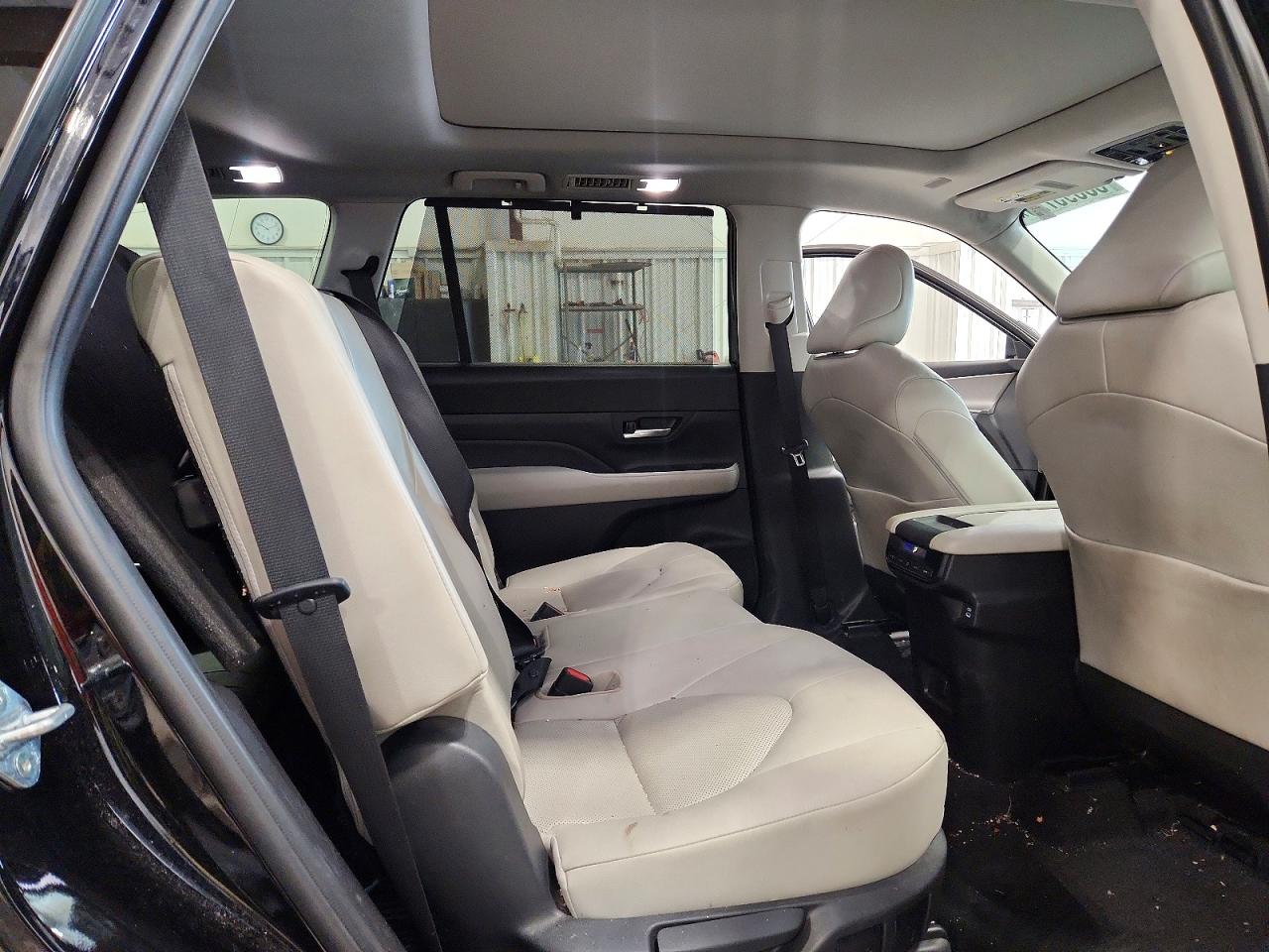 2025 Toyota Grand Highlander Xle Black vin: 5TDAAAB55SS087667