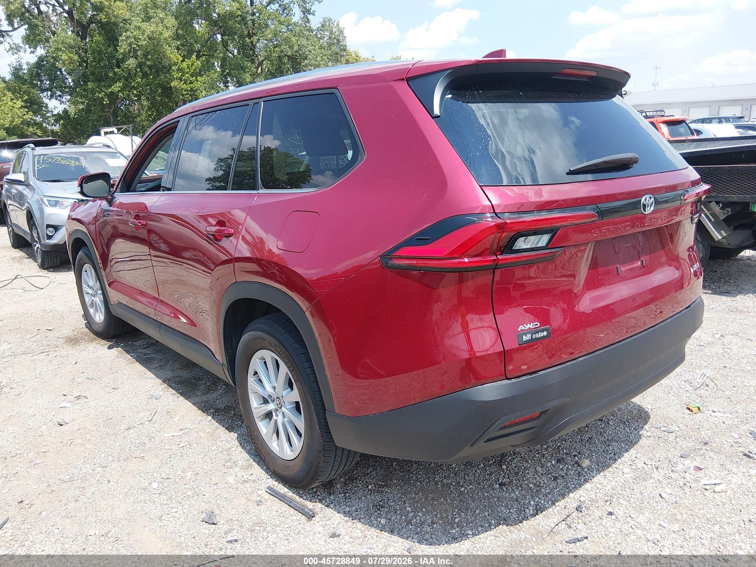 2024 Toyota Grand Highlander Xle Red vin: 5TDAAAB57RS007571