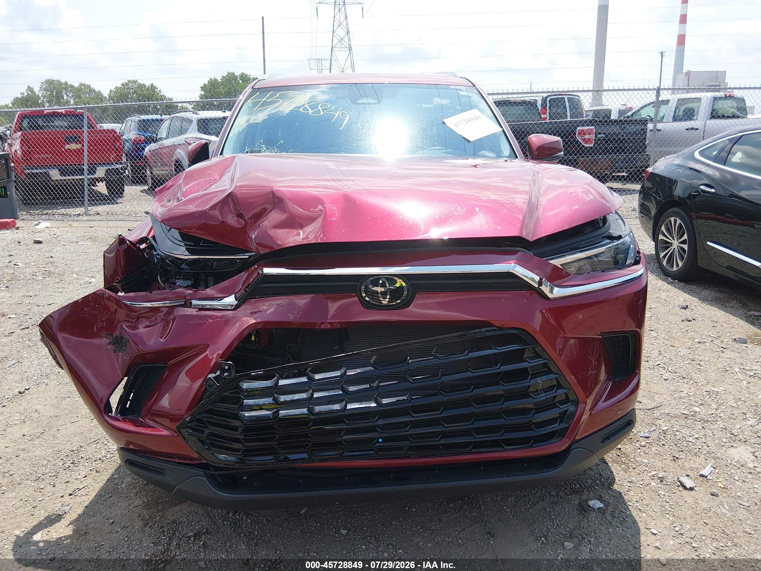 2024 Toyota Grand Highlander Xle Red vin: 5TDAAAB57RS007571