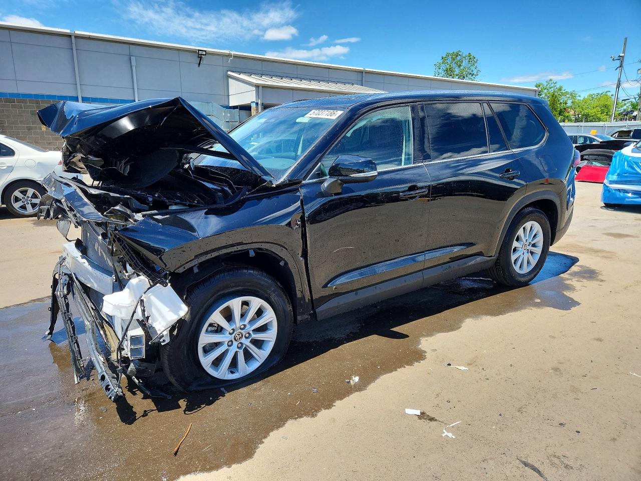 2025 Toyota Grand Highlander Xle Черный vin: 5TDAAAB58SS097903