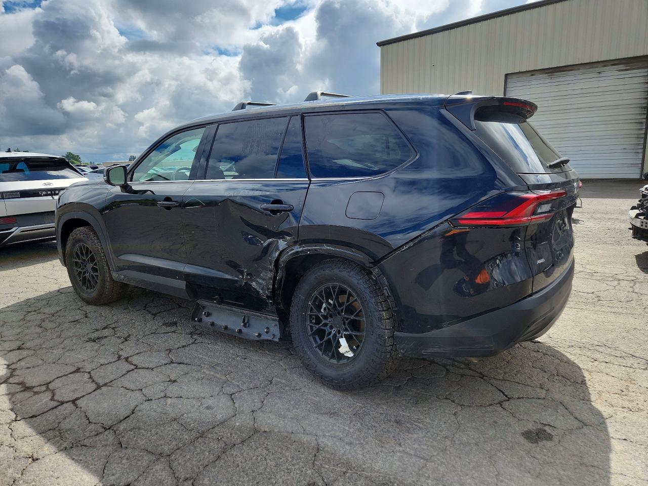 2026 Toyota Grand Highlander Platinum Черный vin: 5TDAAAB58TS110621