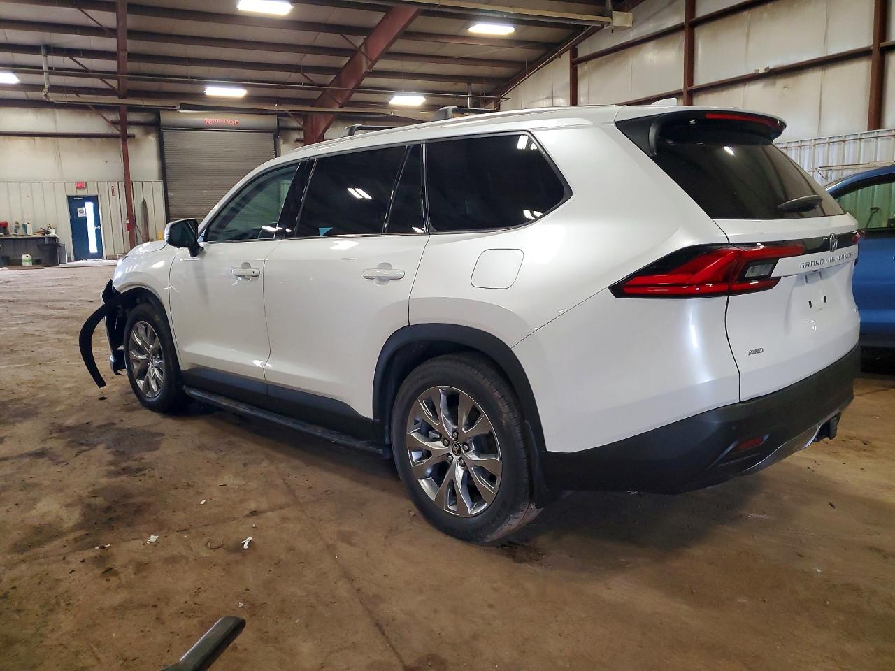 2024 Toyota Grand Highlander Limited White vin: 5TDAAAB5XRS037129