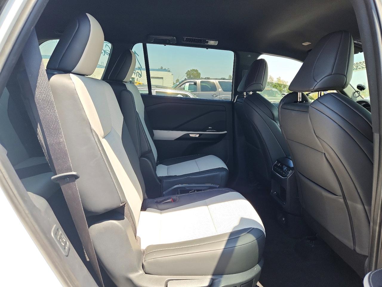 2025 Lexus Tx 500h F Sport Performance Premium Белый vin: 5TDABAB64SS007412