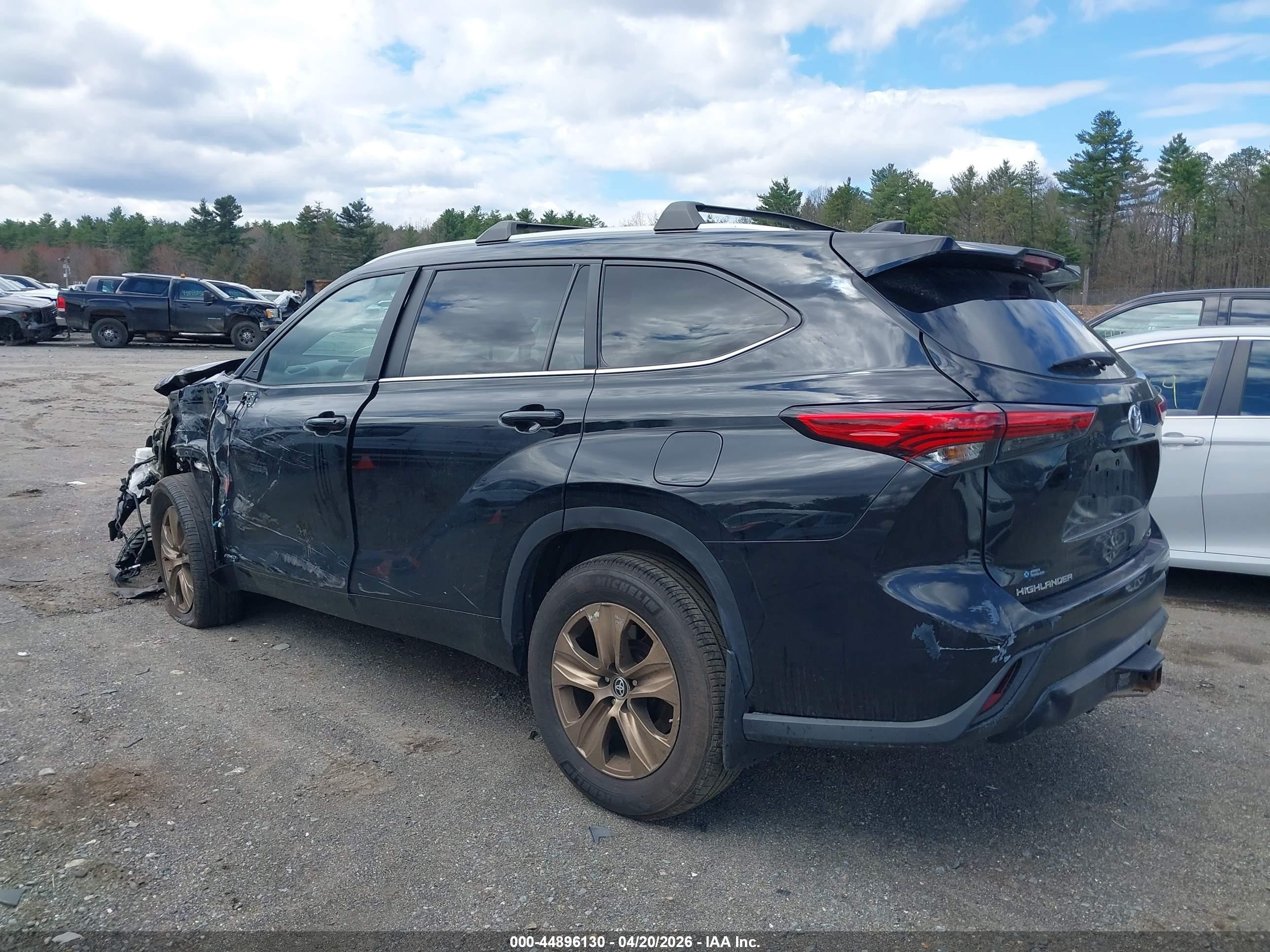 2023 Toyota Highlander Hybrid Xle Bronze Черный vin: 5TDABRCH6PS116265