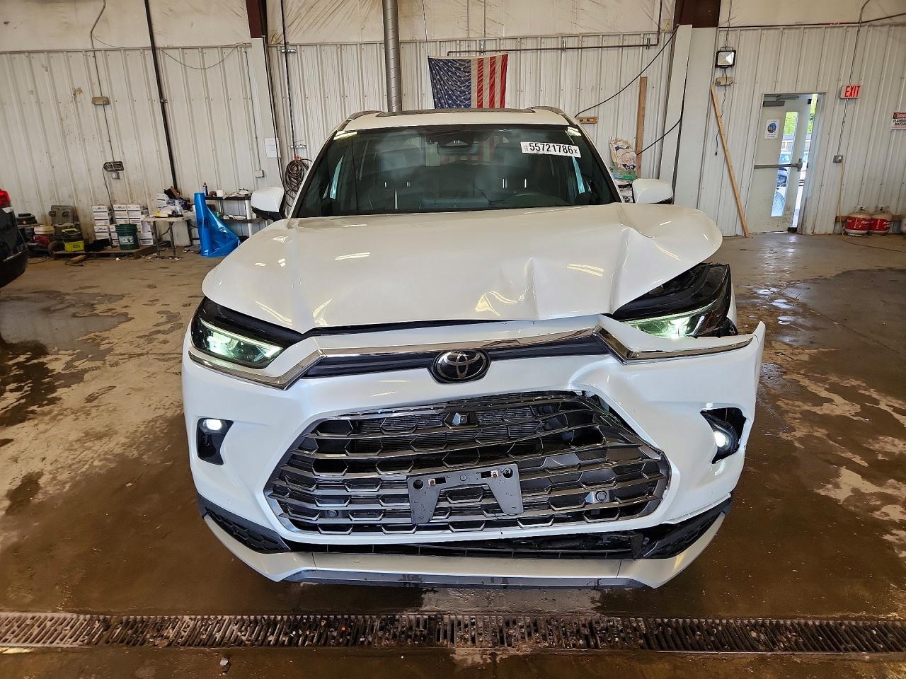 2024 Toyota Grand Highlander Hybrid Max Platinum White vin: 5TDADAB53RS007056
