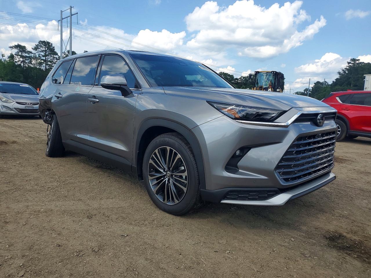 2026 Toyota Grand Highlander Hybrid Max Platinum Gray vin: 5TDADAB55TS038946