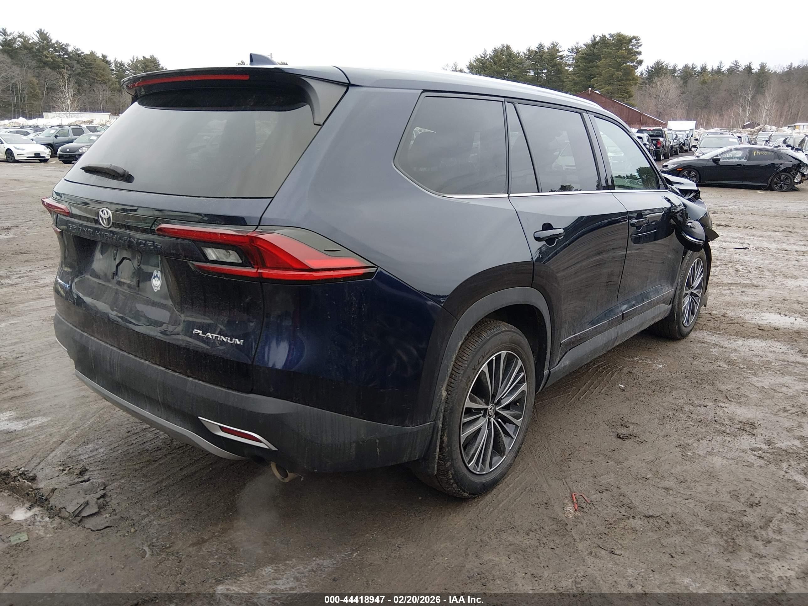 2025 Toyota Grand Highlander Hybrid Platinum Max Dark Blue vin: 5TDADAB59SS013059