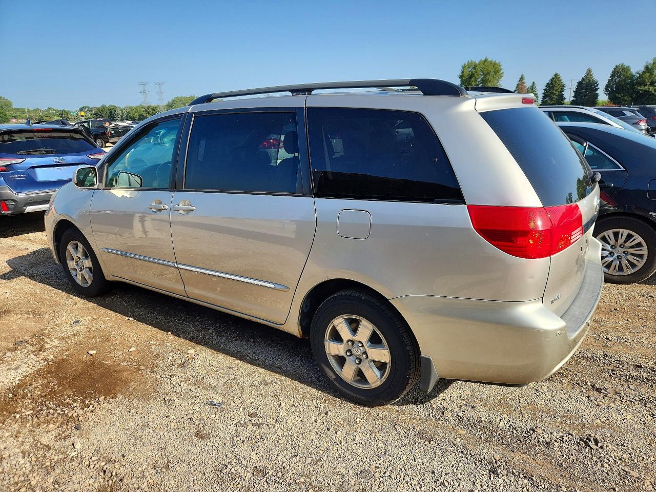 2004 Toyota Sienna Xle Limited 7 Passenger Beige vin: 5TDBA22C04S007543