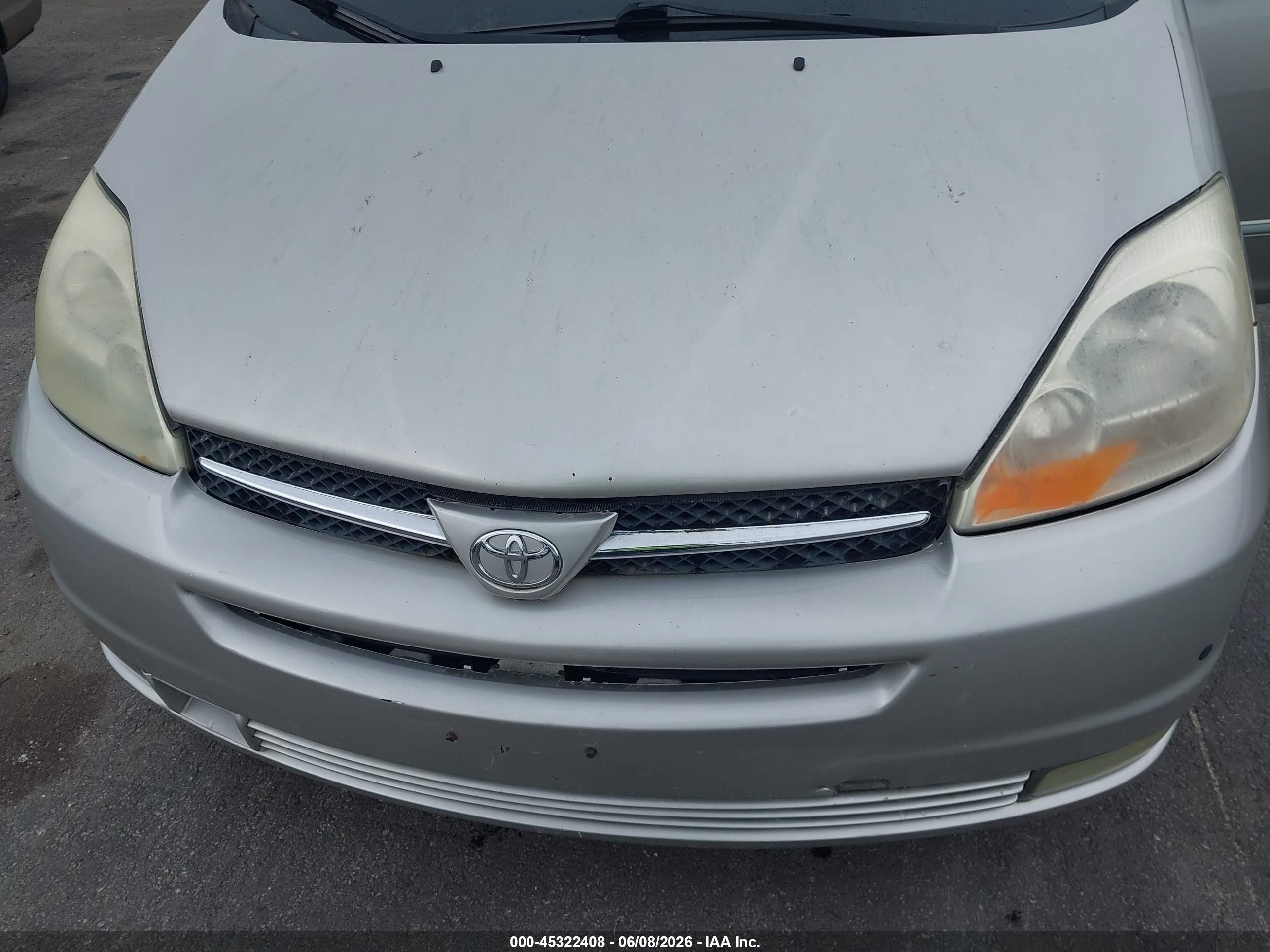 2004 Toyota Sienna Xle Limited Silver vin: 5TDBA22C04S010412