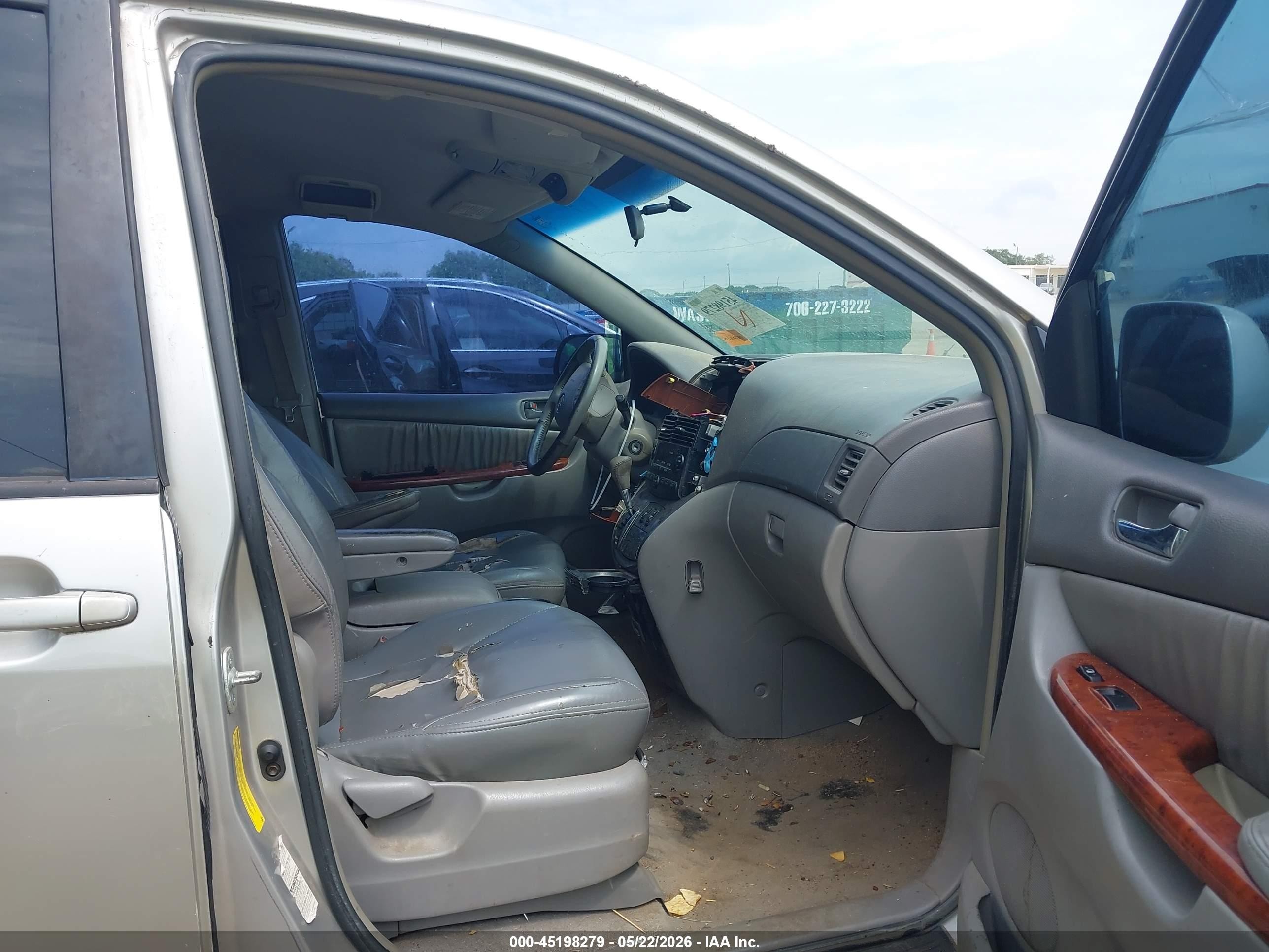 2004 Toyota Sienna Xle Gray vin: 5TDBA22C04S016985