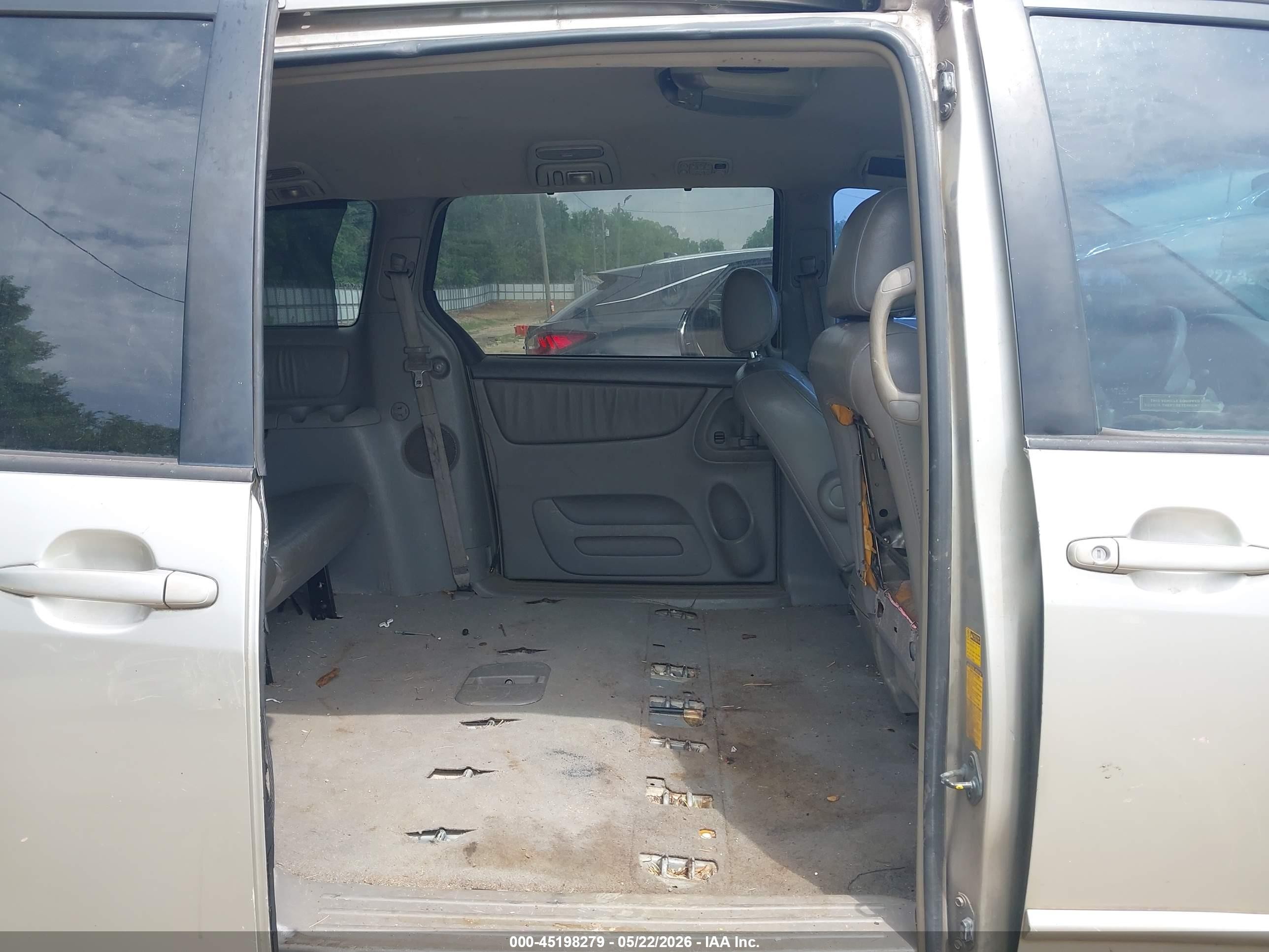 2004 Toyota Sienna Xle Gray vin: 5TDBA22C04S016985