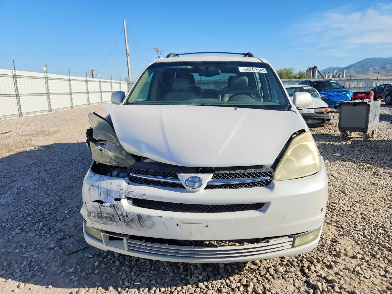 2005 Toyota Sienna Xle Limited 7 Passenger White vin: 5TDBA22C05S040656