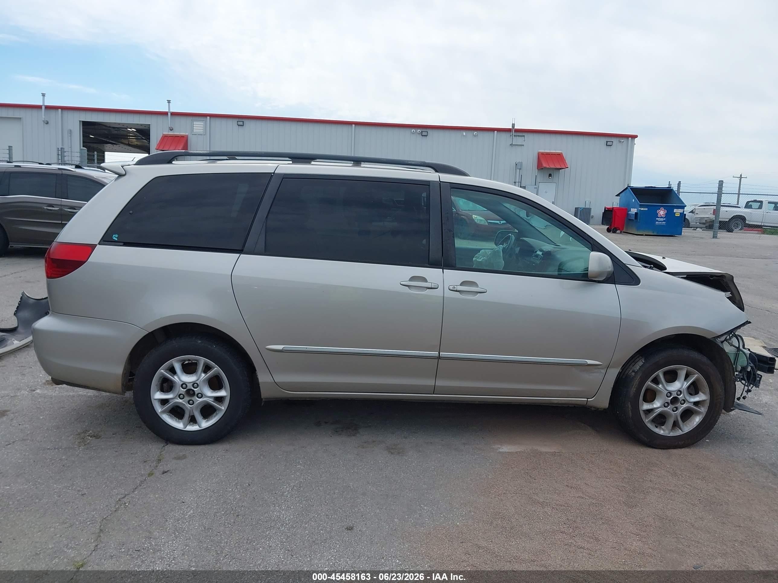 2005 Toyota Sienna Xle Limited Gold vin: 5TDBA22C05S043668