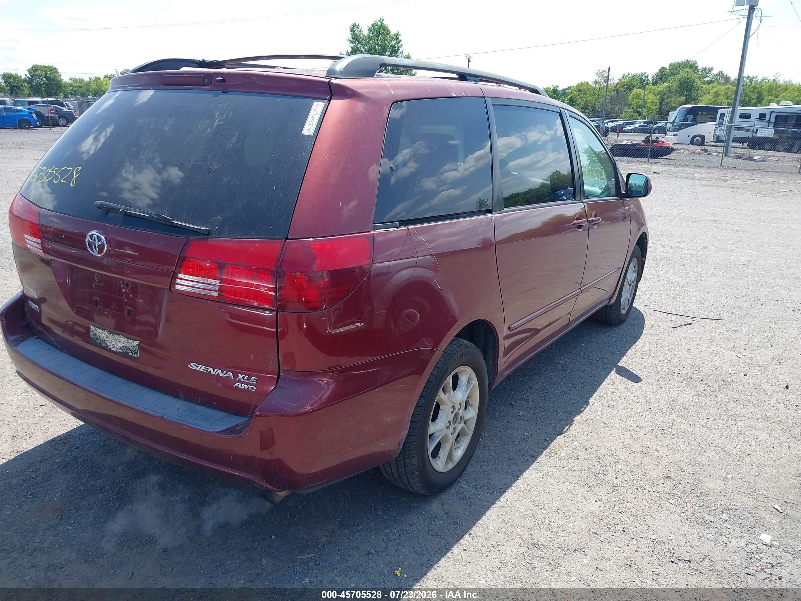 2005 Toyota Sienna Xle Red vin: 5TDBA22C05S043945