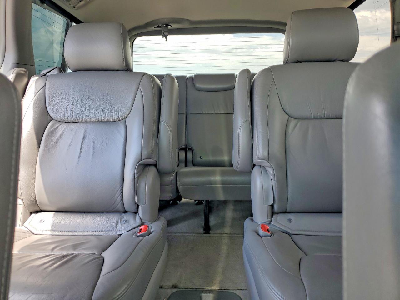 2006 Toyota Sienna Xle Limited 7 Passenger White vin: 5TDBA22C06S054784