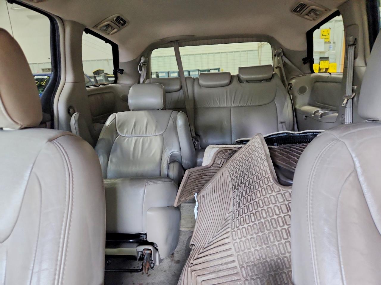 2006 Toyota Sienna Xle Limited 7 Passenger Gold vin: 5TDBA22C06S066532