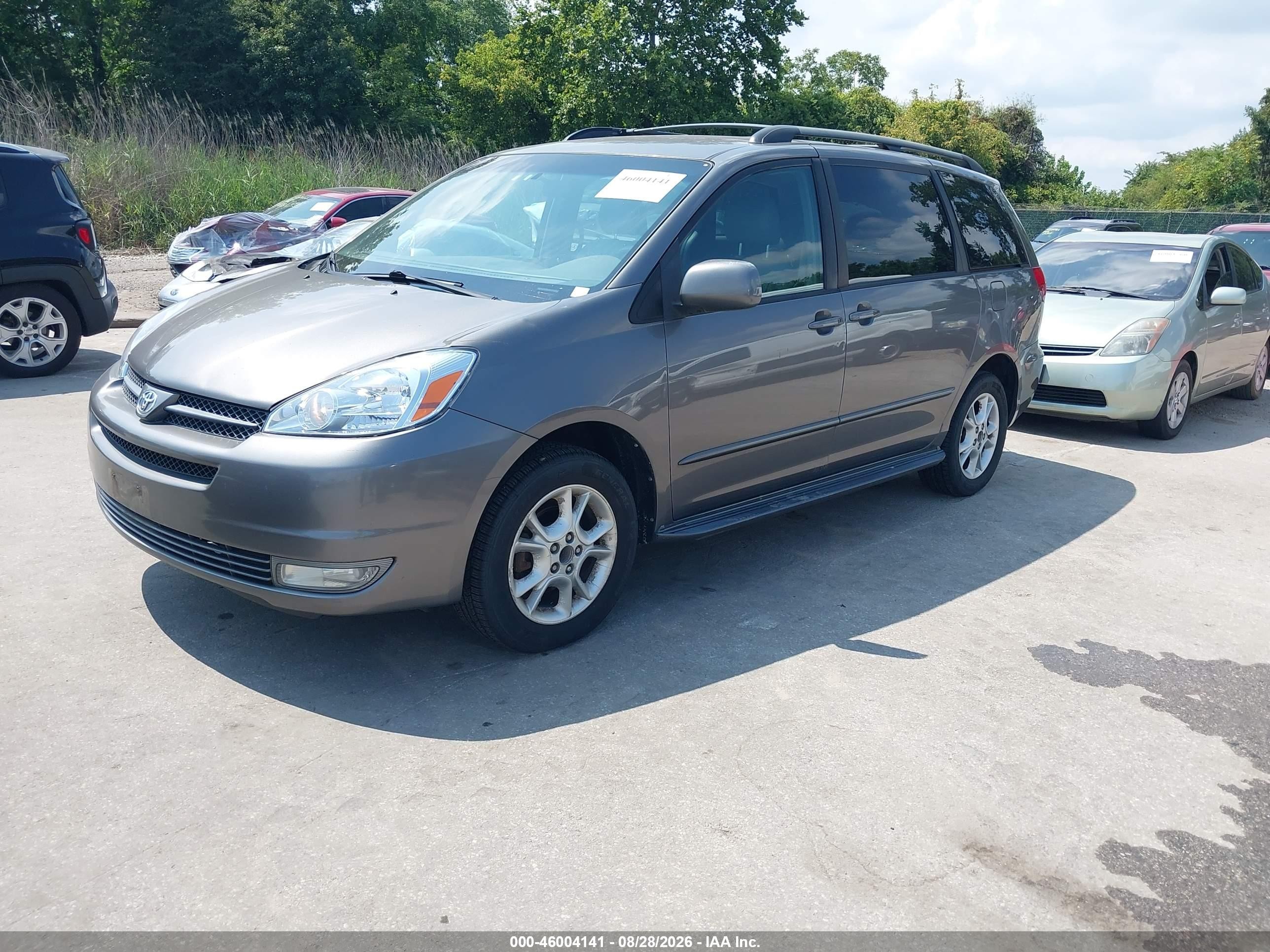 2004 Toyota Sienna Xle Brown vin: 5TDBA22C14S004005
