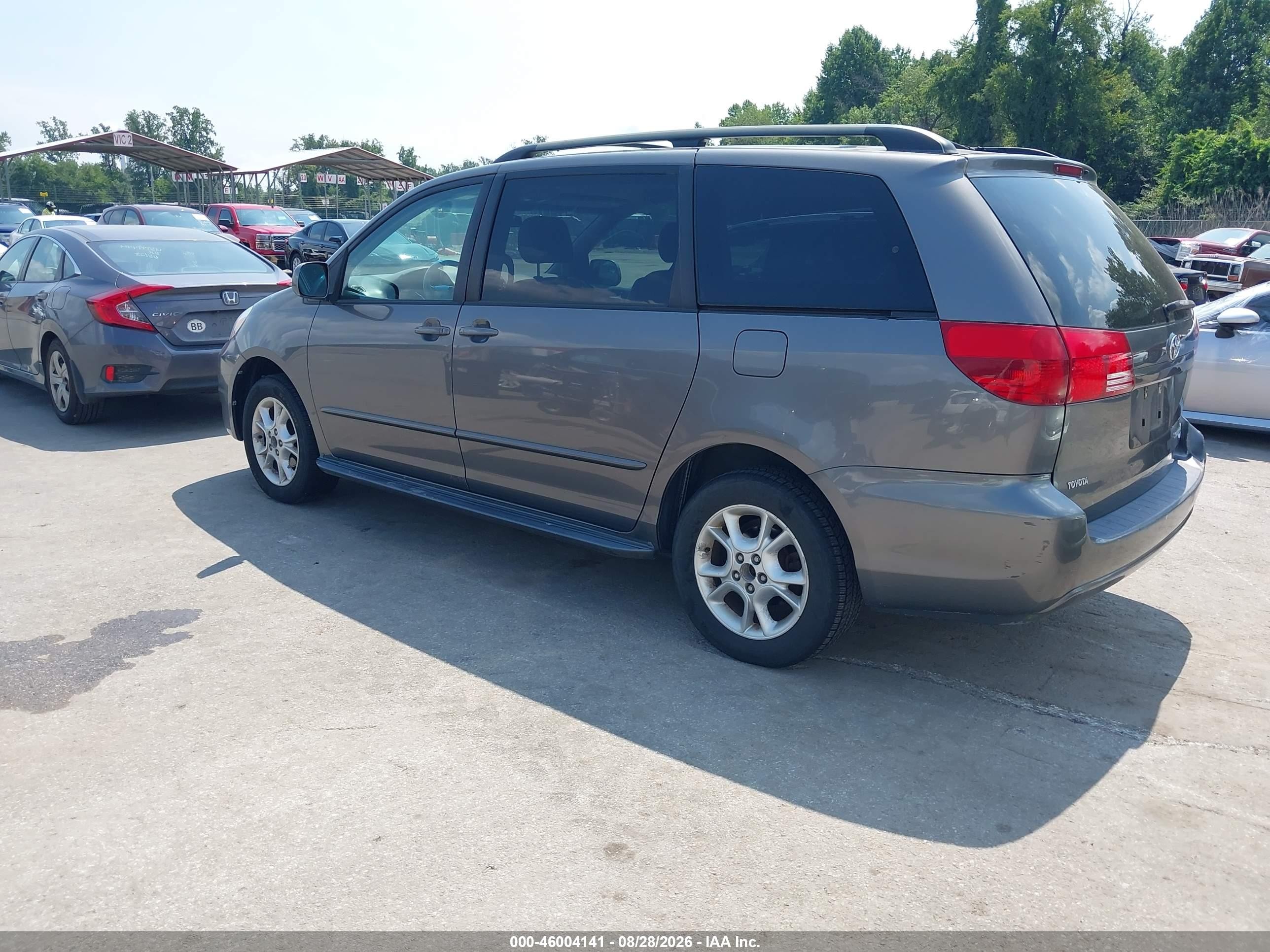 2004 Toyota Sienna Xle Brown vin: 5TDBA22C14S004005